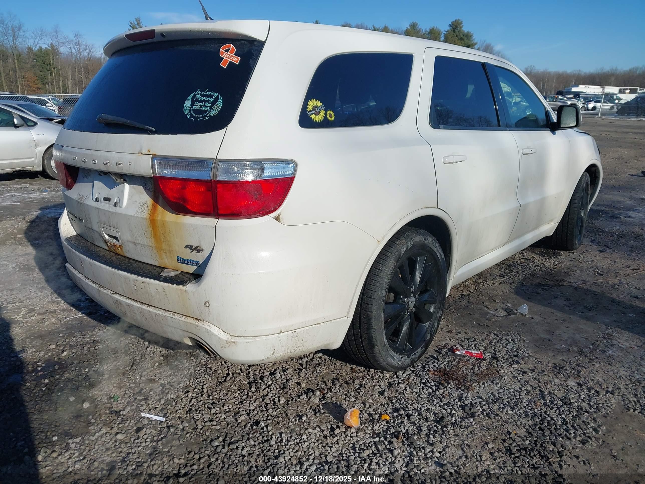 DODGE DURANGO image 4