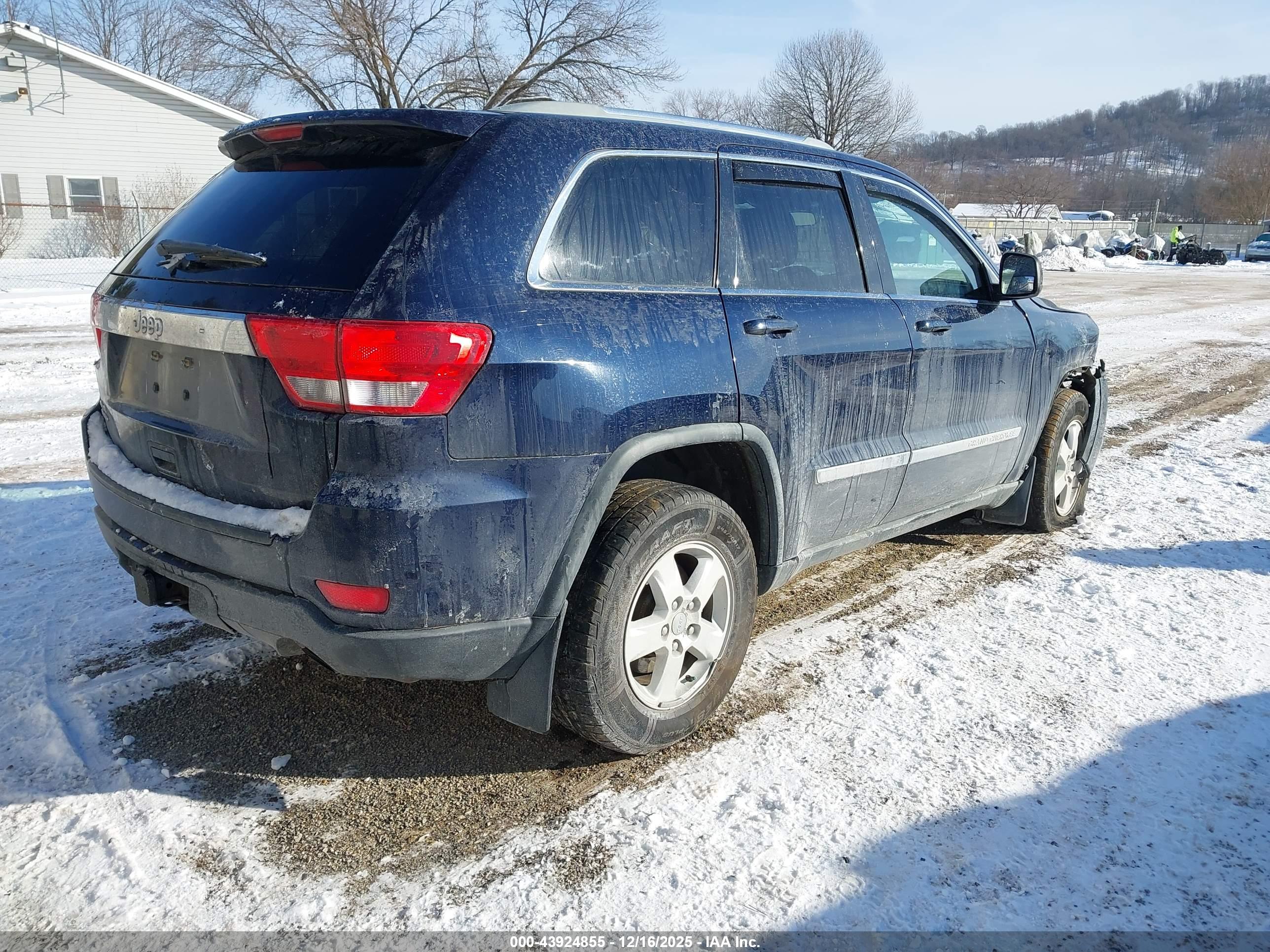 JEEP GRAND image 4
