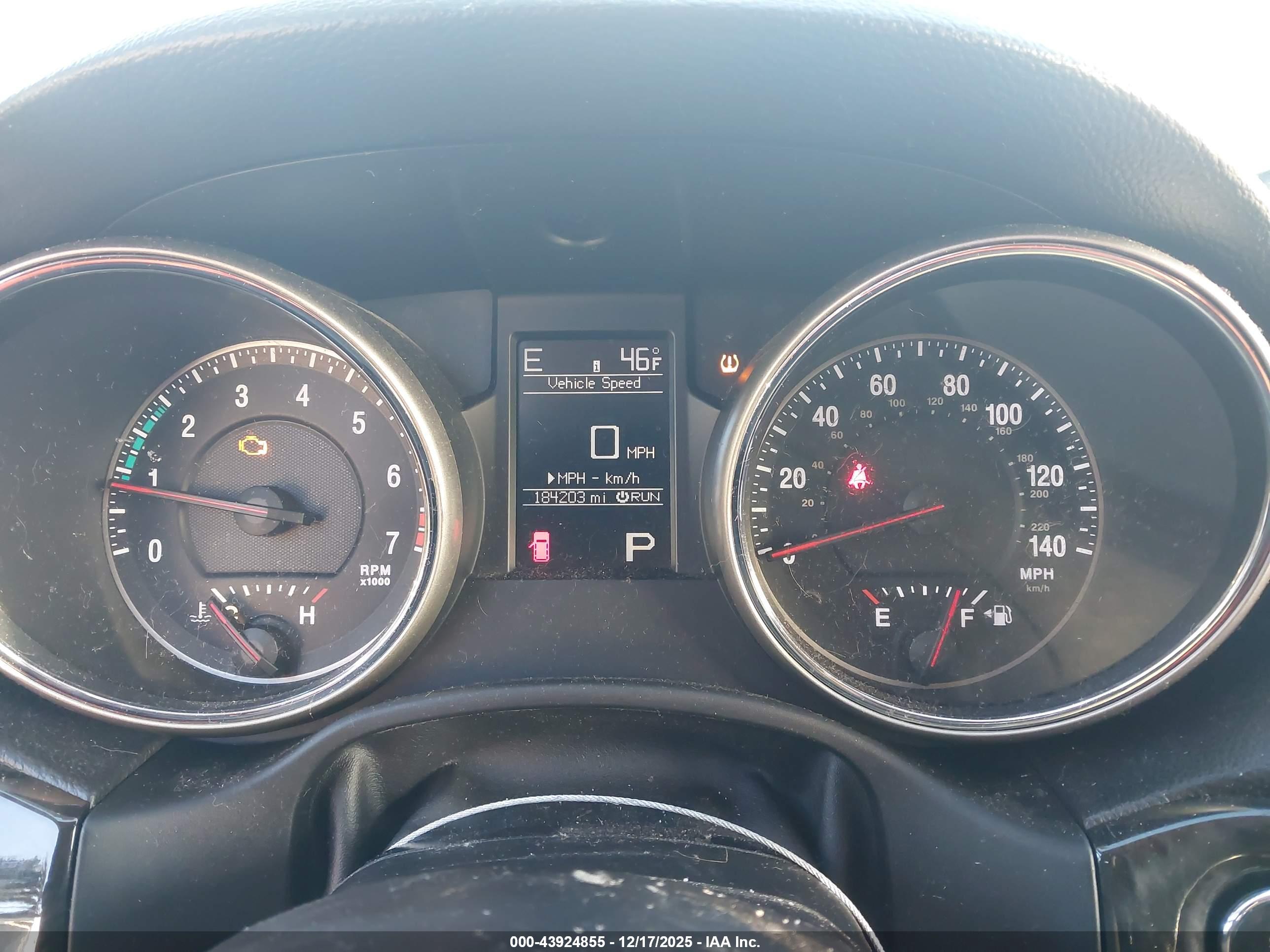 JEEP GRAND image 7