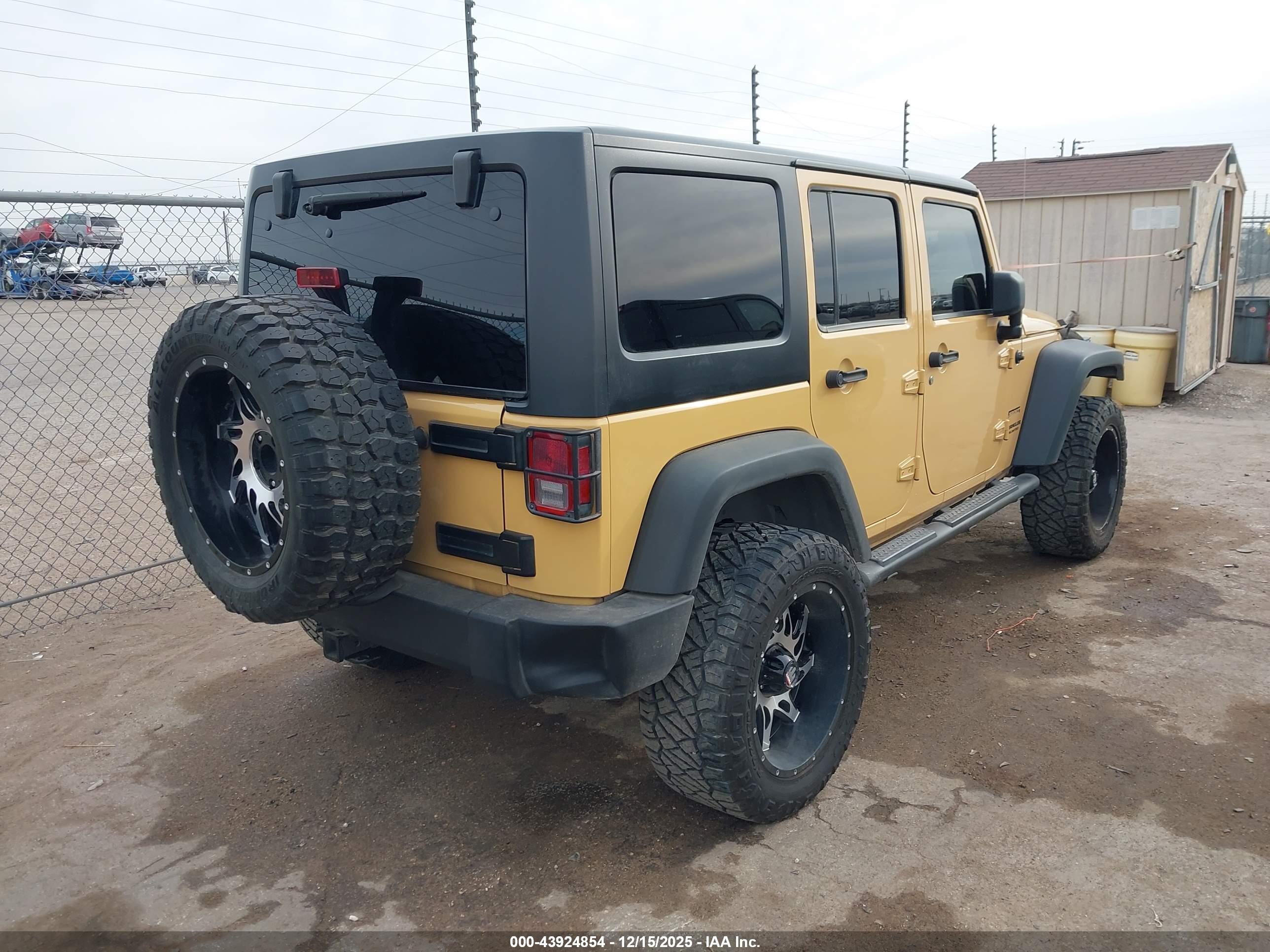 JEEP WRANGLER image 4