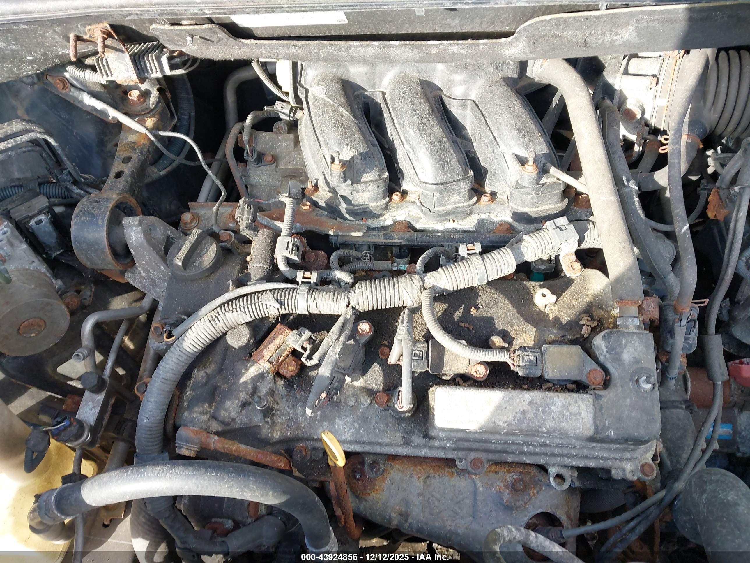 TOYOTA SIENNA image 10