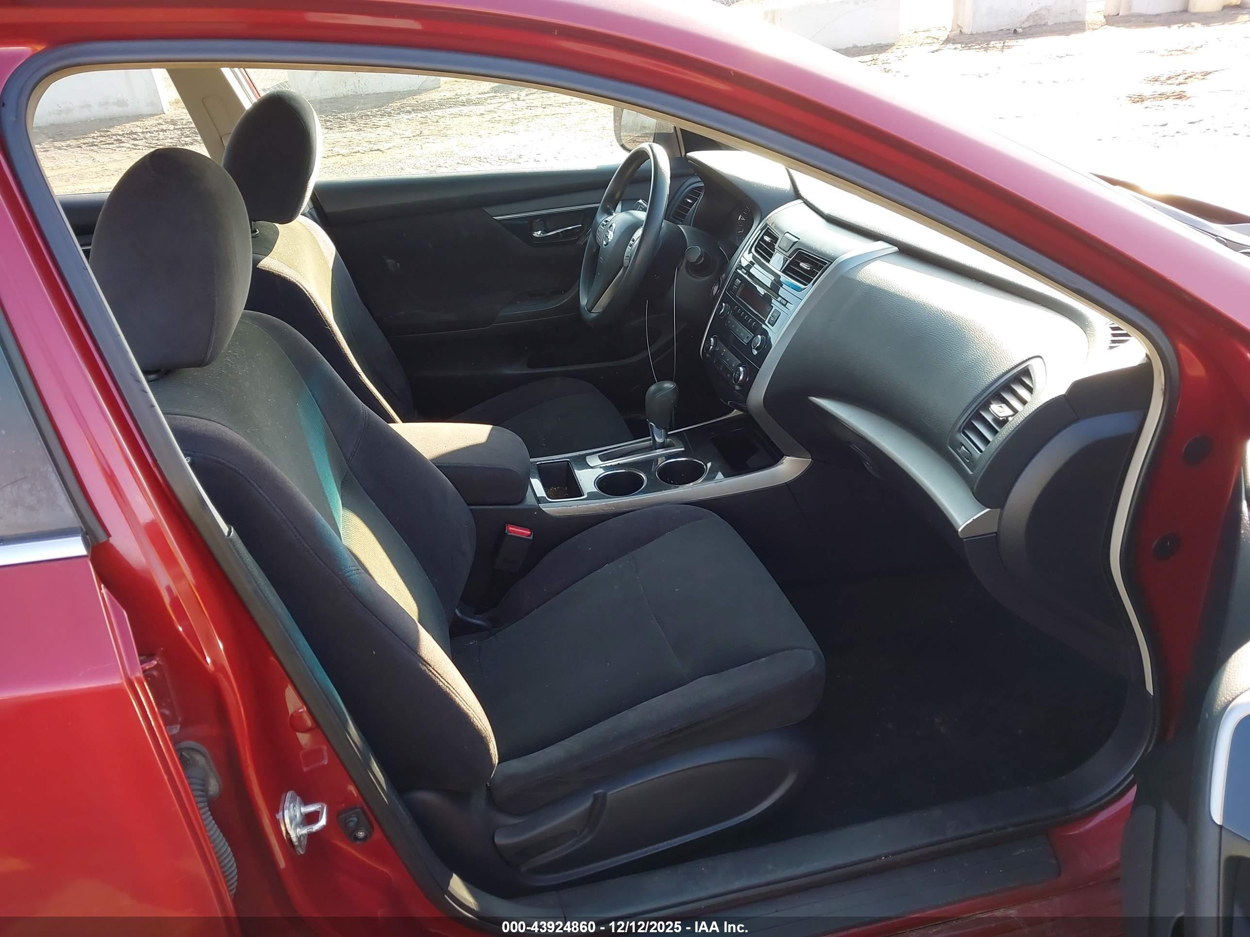 NISSAN ALTIMA image 5