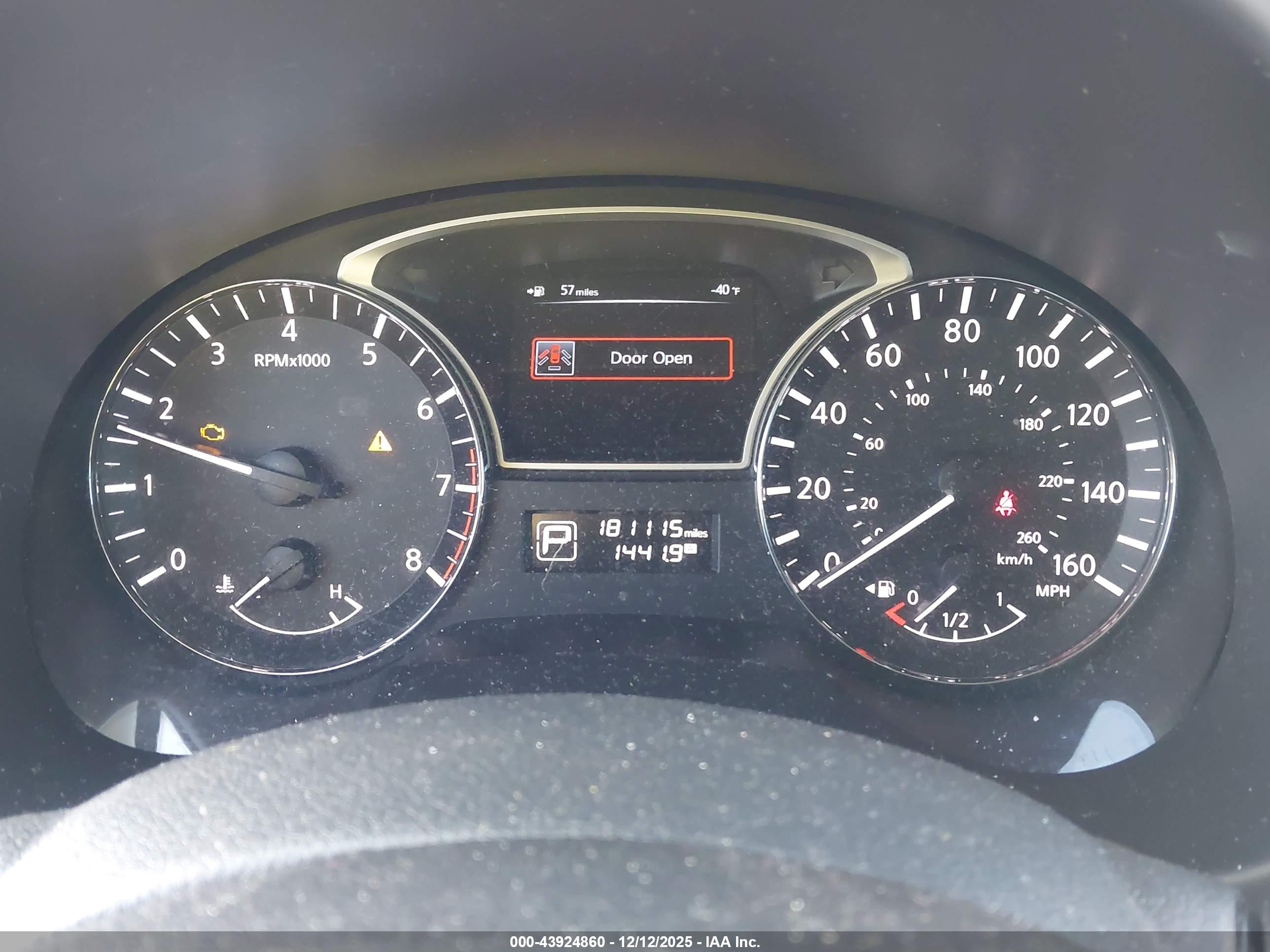 NISSAN ALTIMA image 7