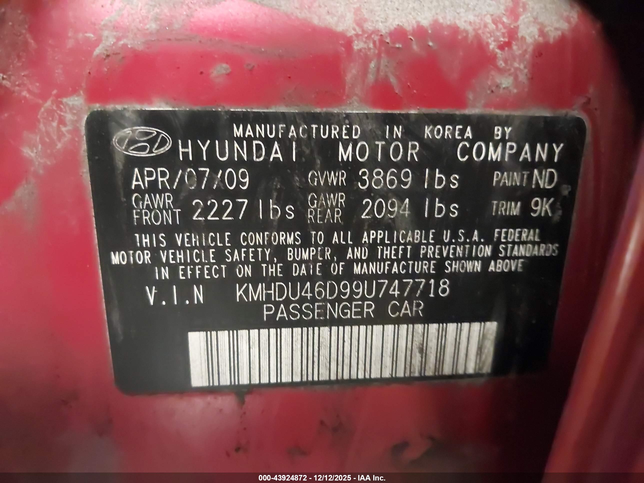 HYUNDAI ELANTRA image 9