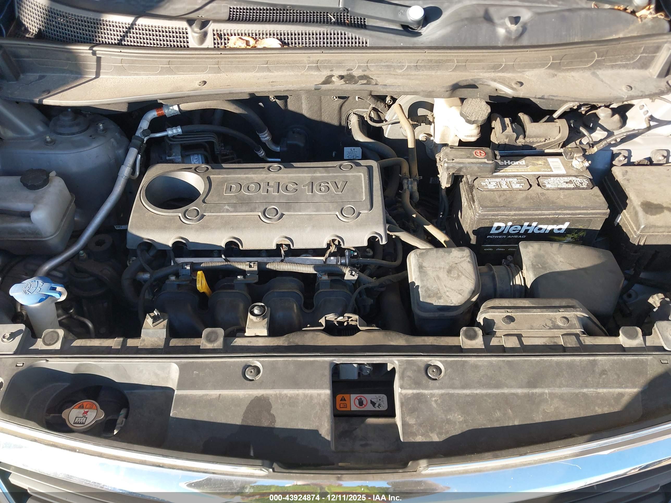 KIA SPORTAGE image 10