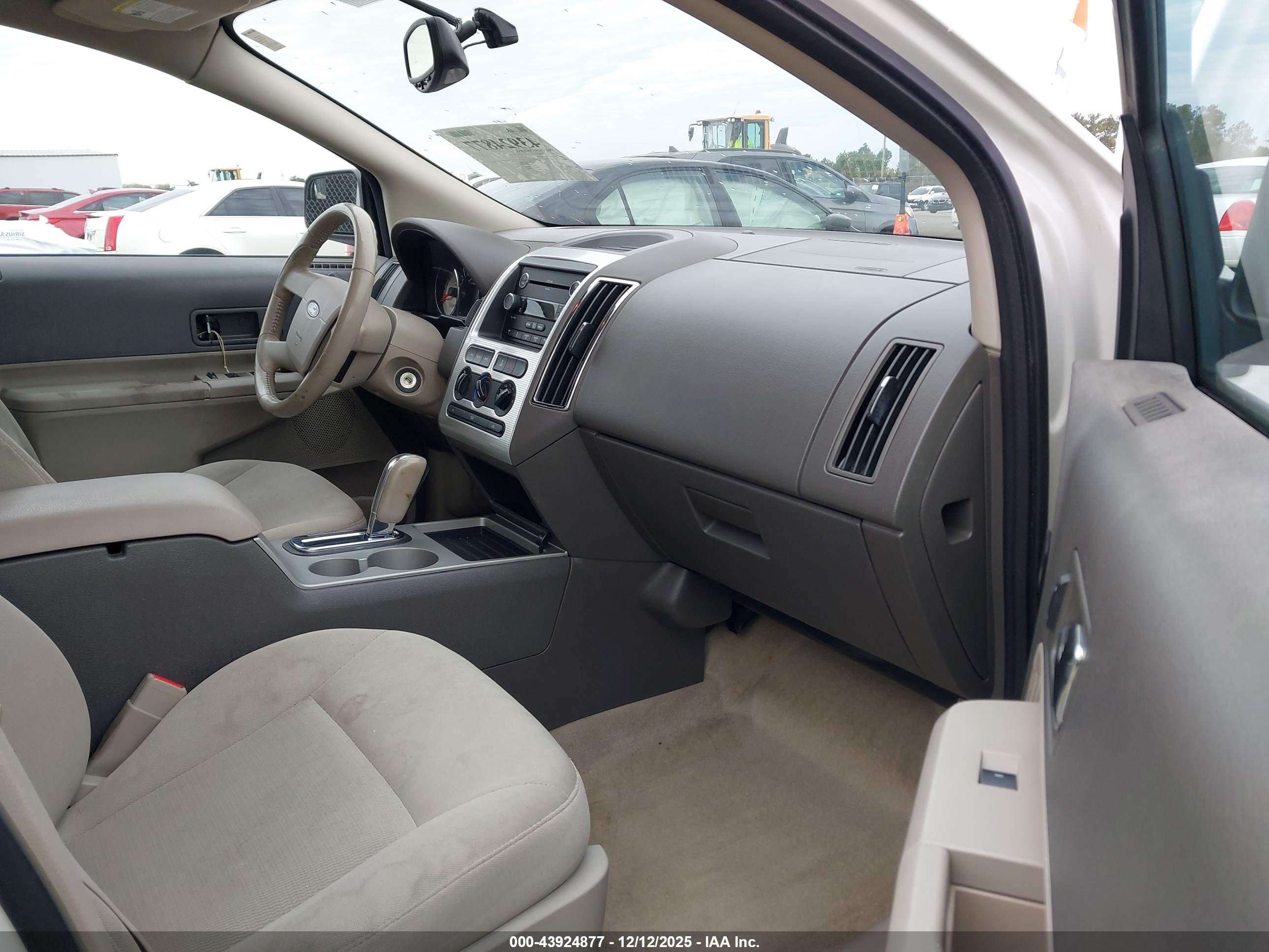 FORD EDGE image 5