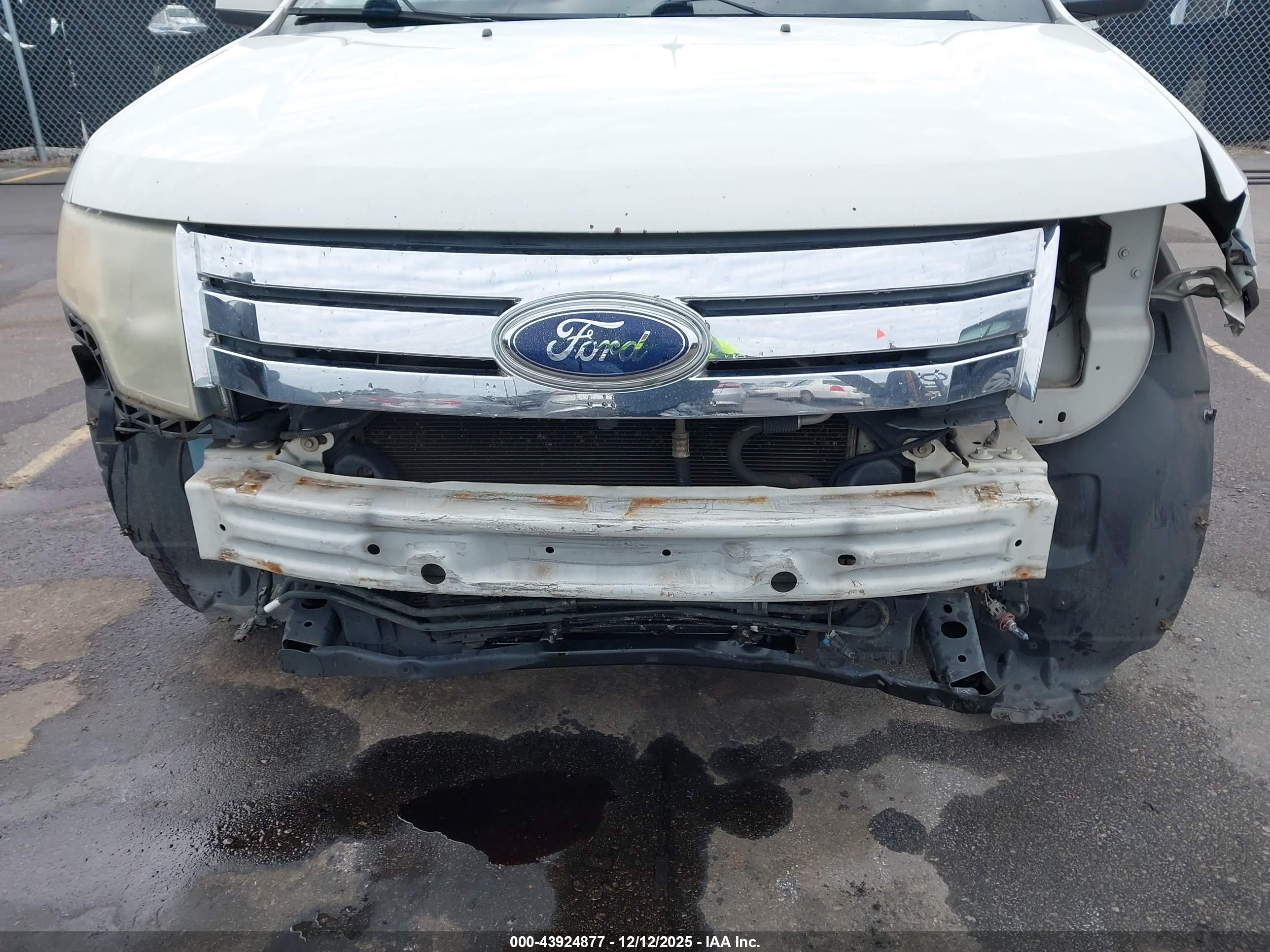 FORD EDGE image 6