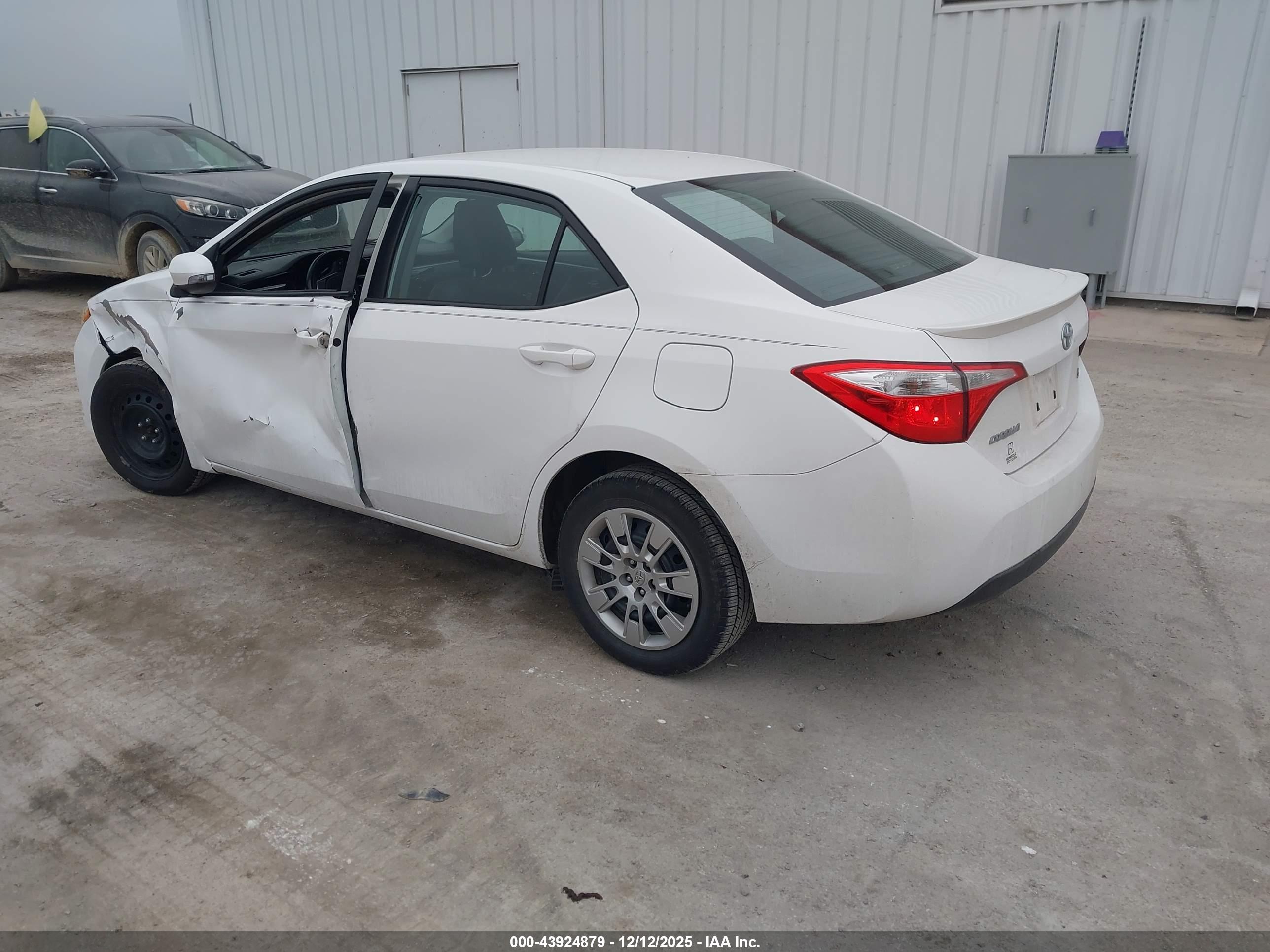 TOYOTA COROLLA image 3