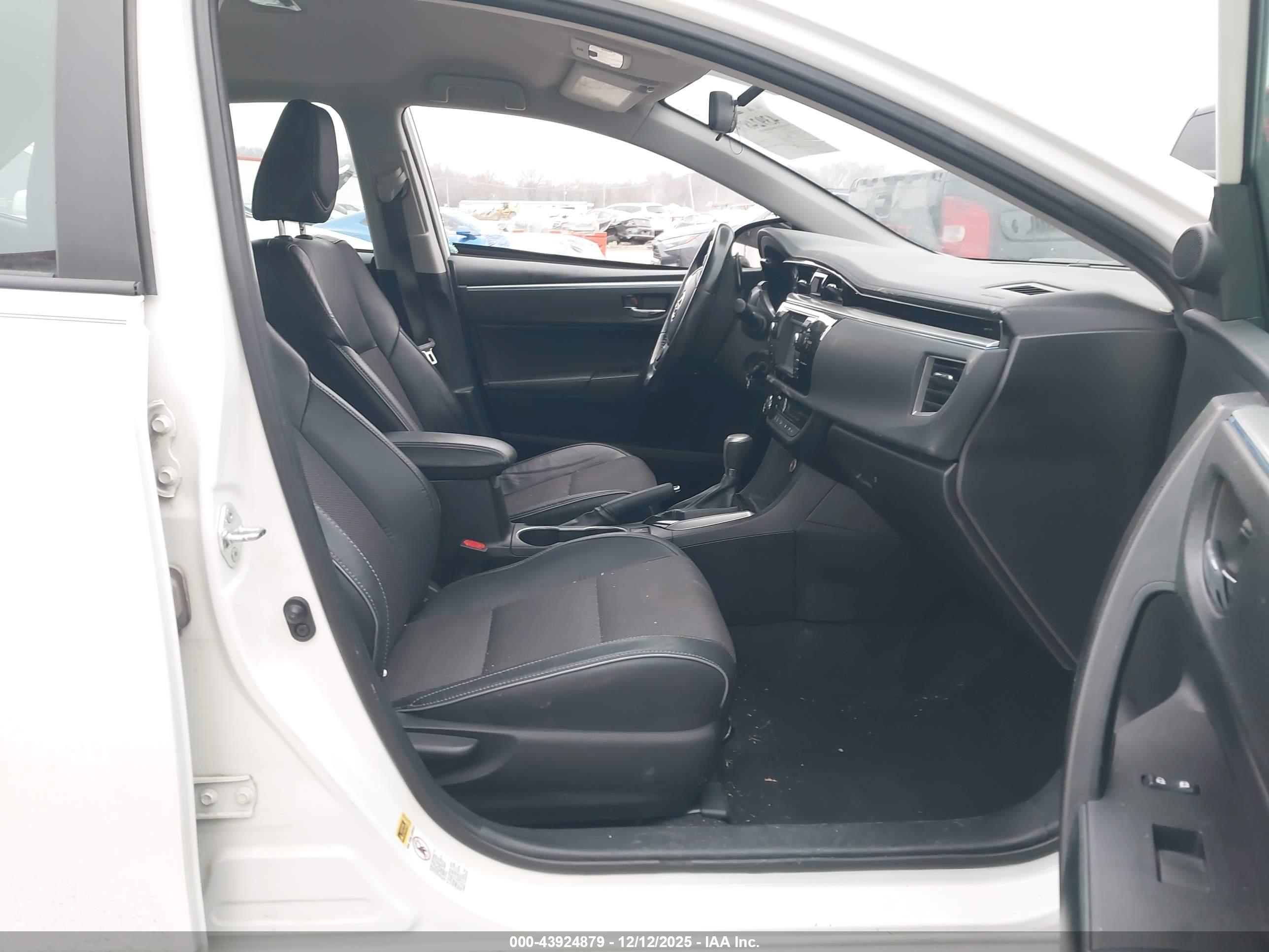 TOYOTA COROLLA image 5