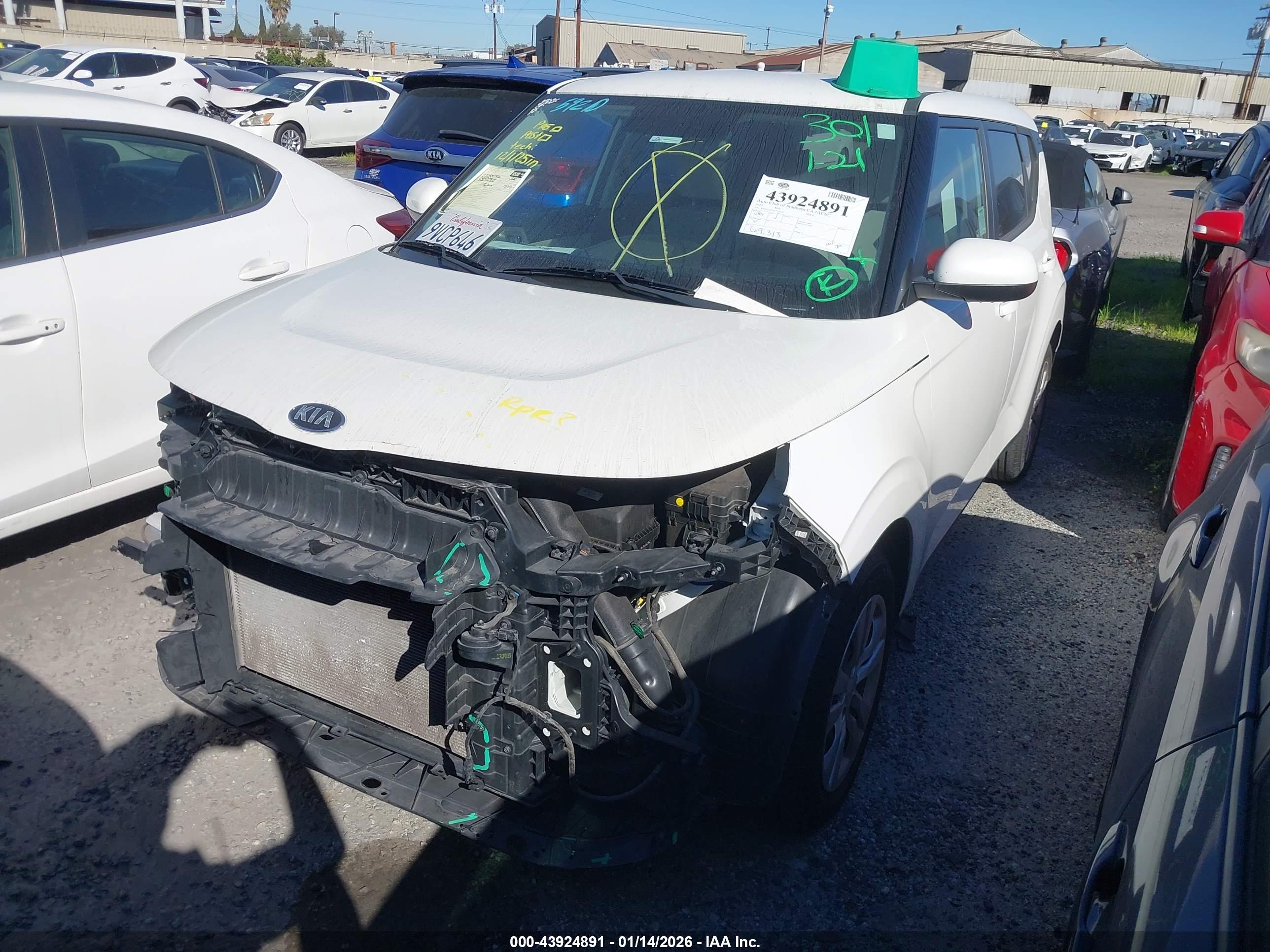 KIA SOUL image 2