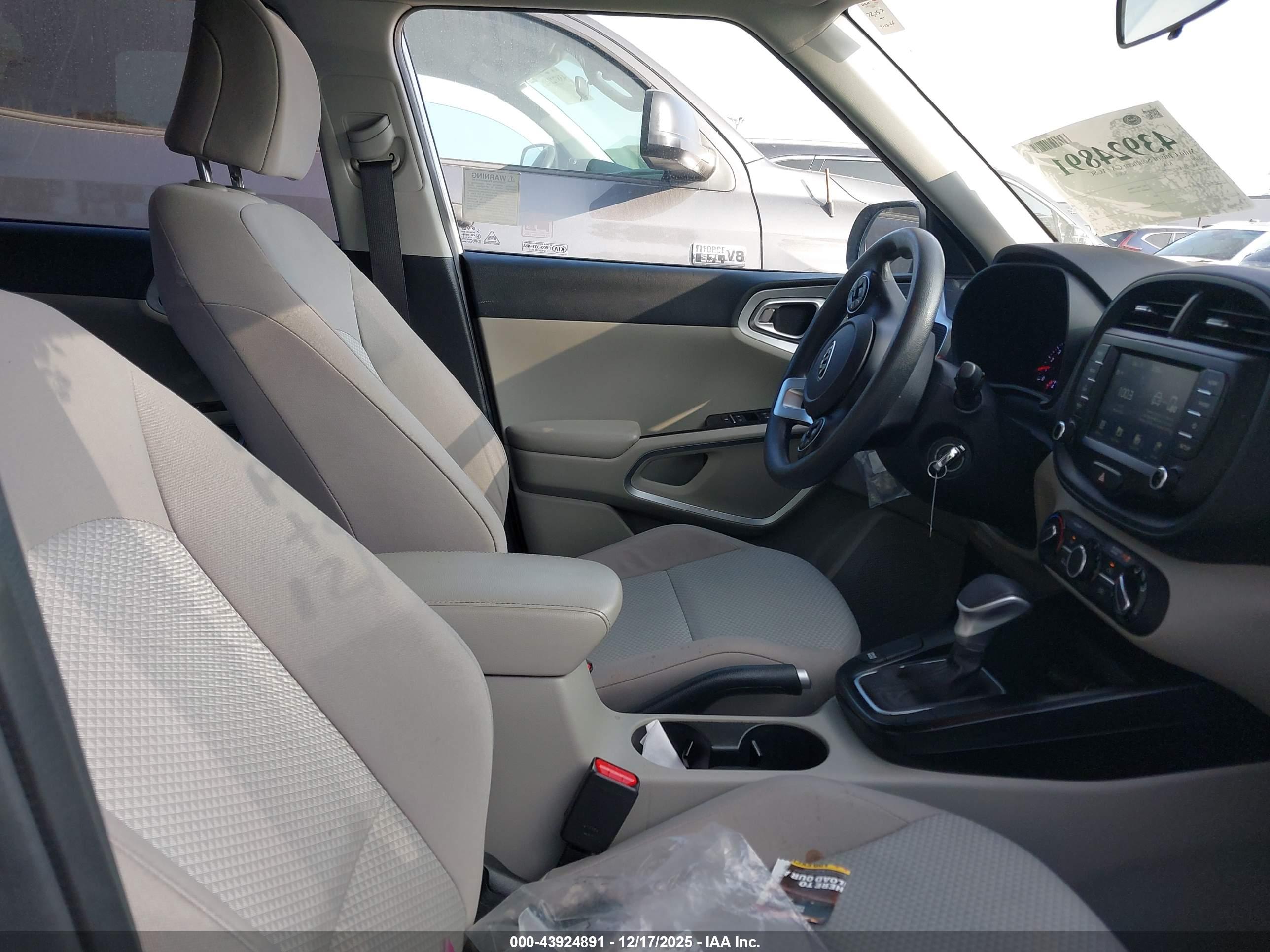 KIA SOUL image 5