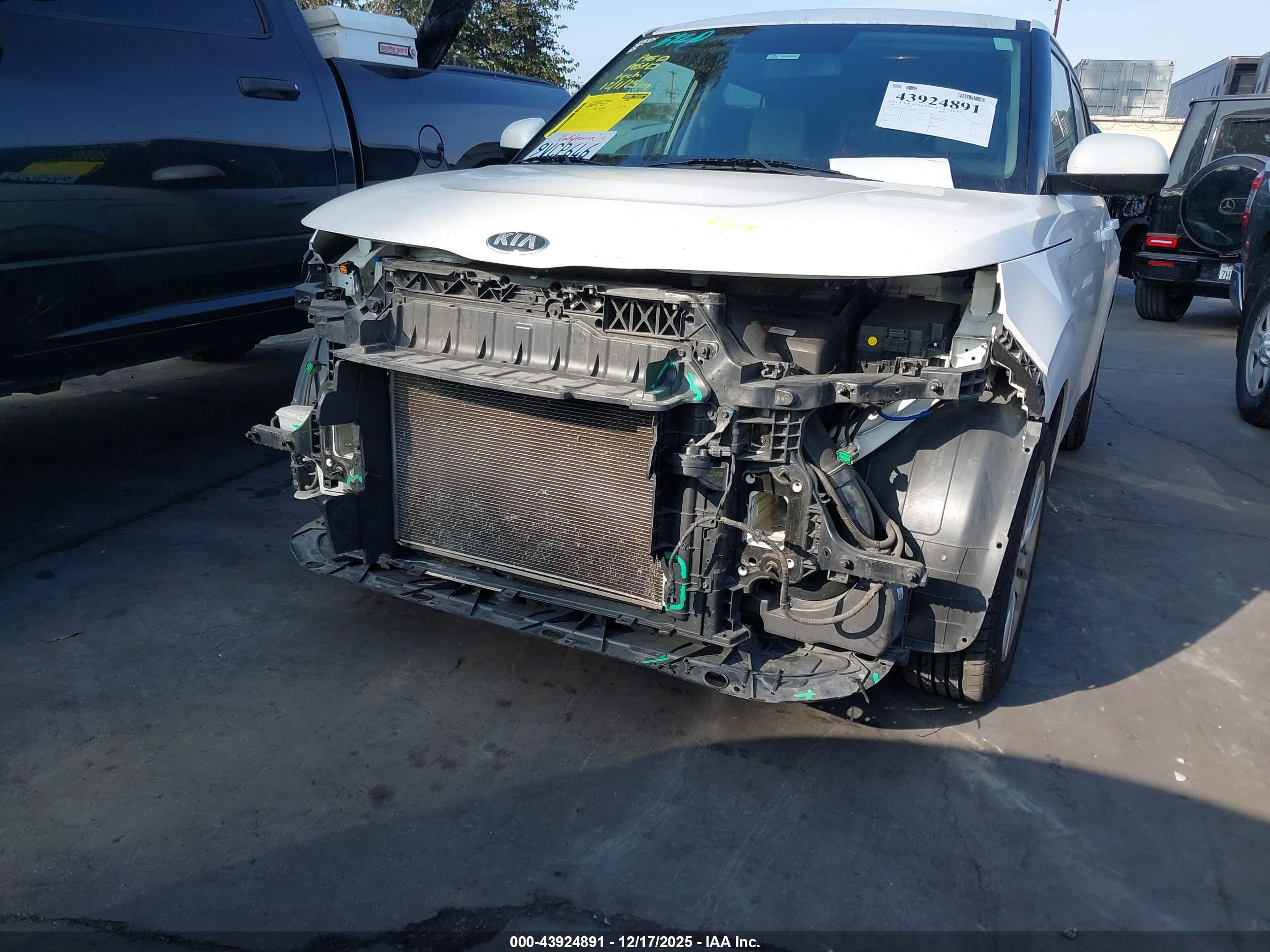 KIA SOUL image 6