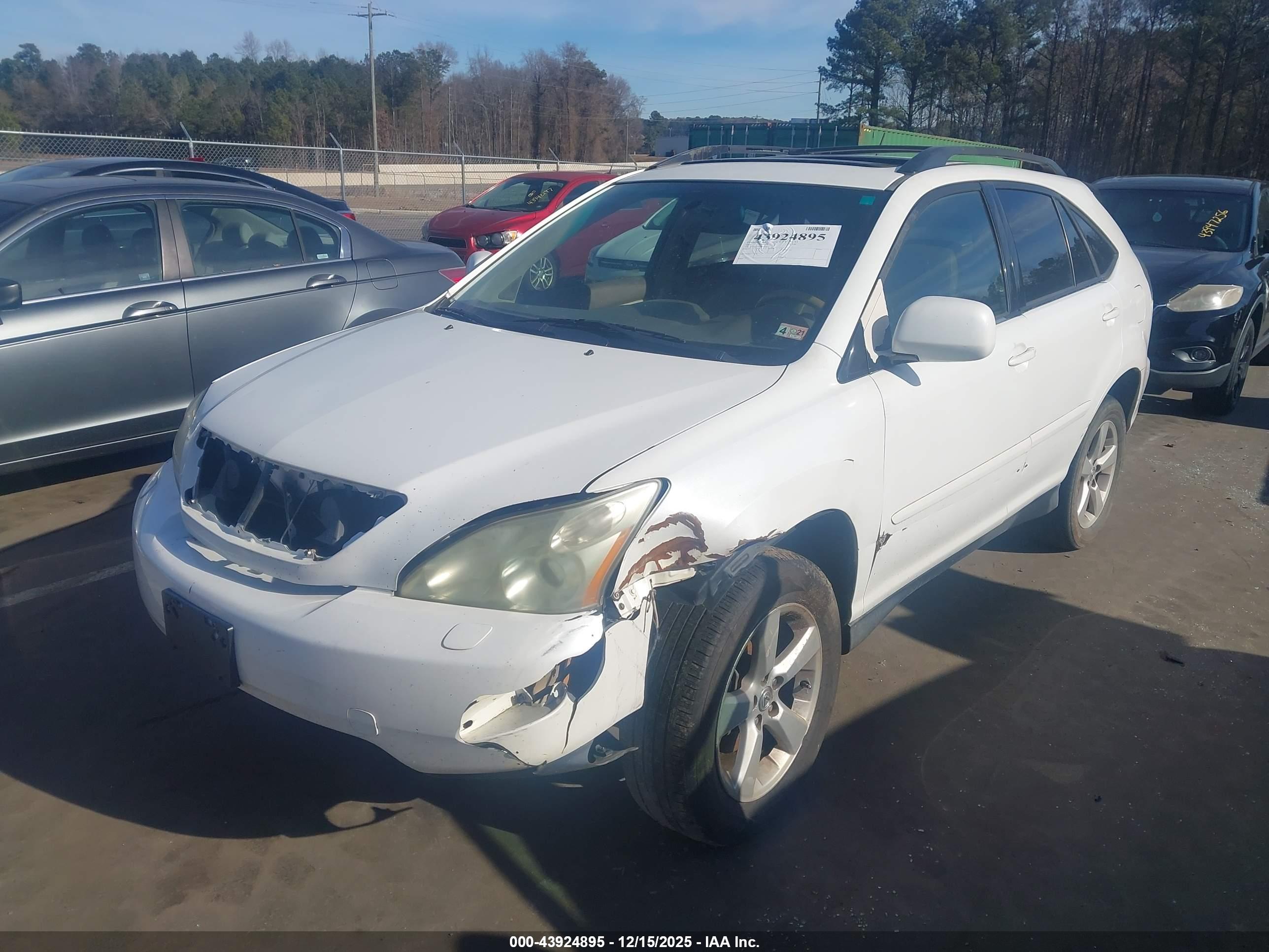 LEXUS RX image 2