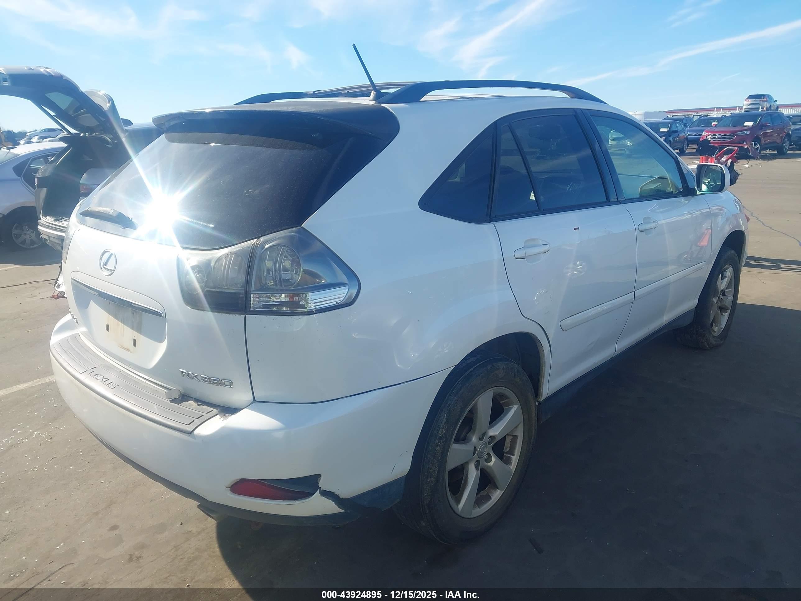 LEXUS RX image 4