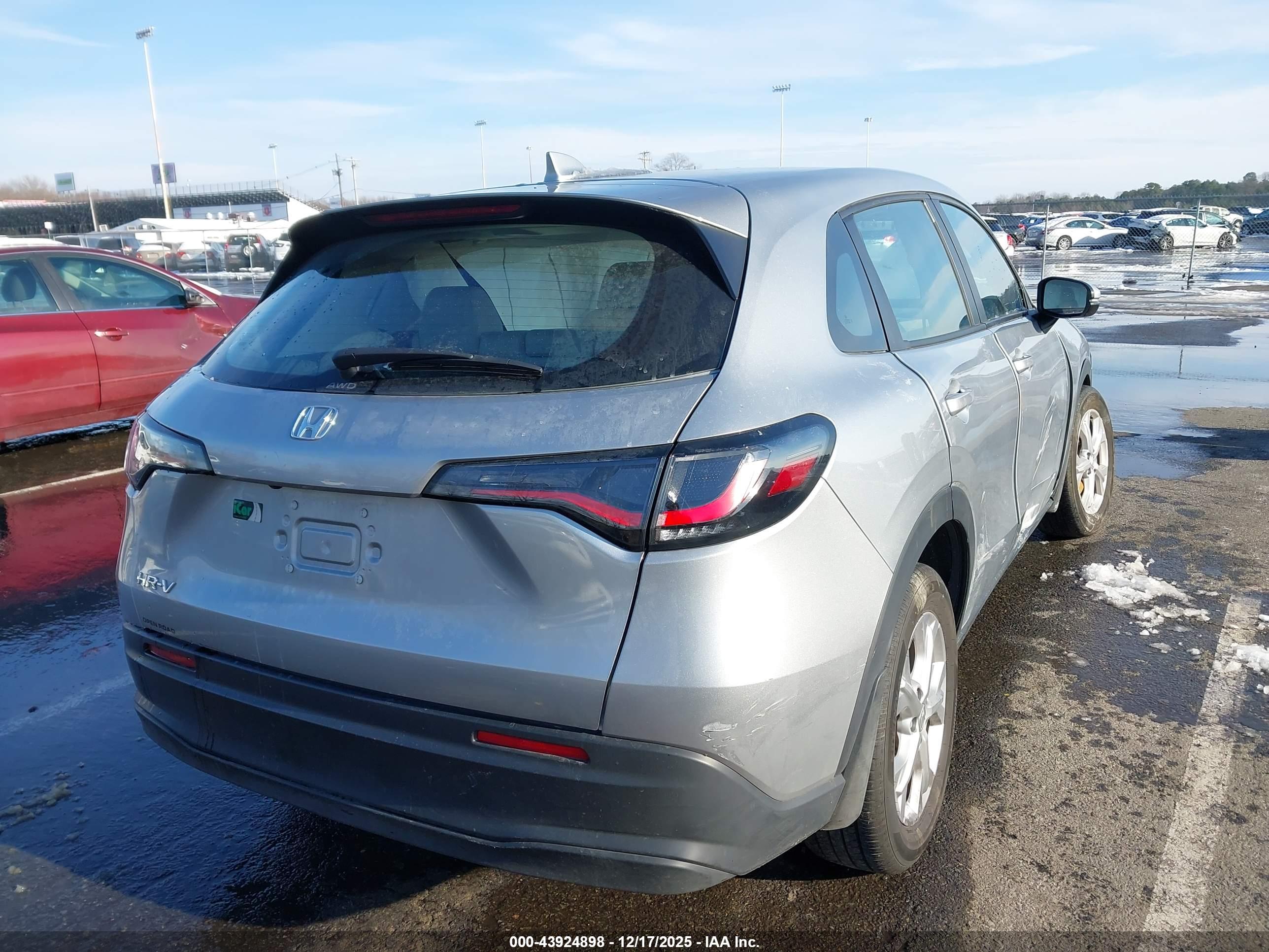 HONDA HR-V image 4