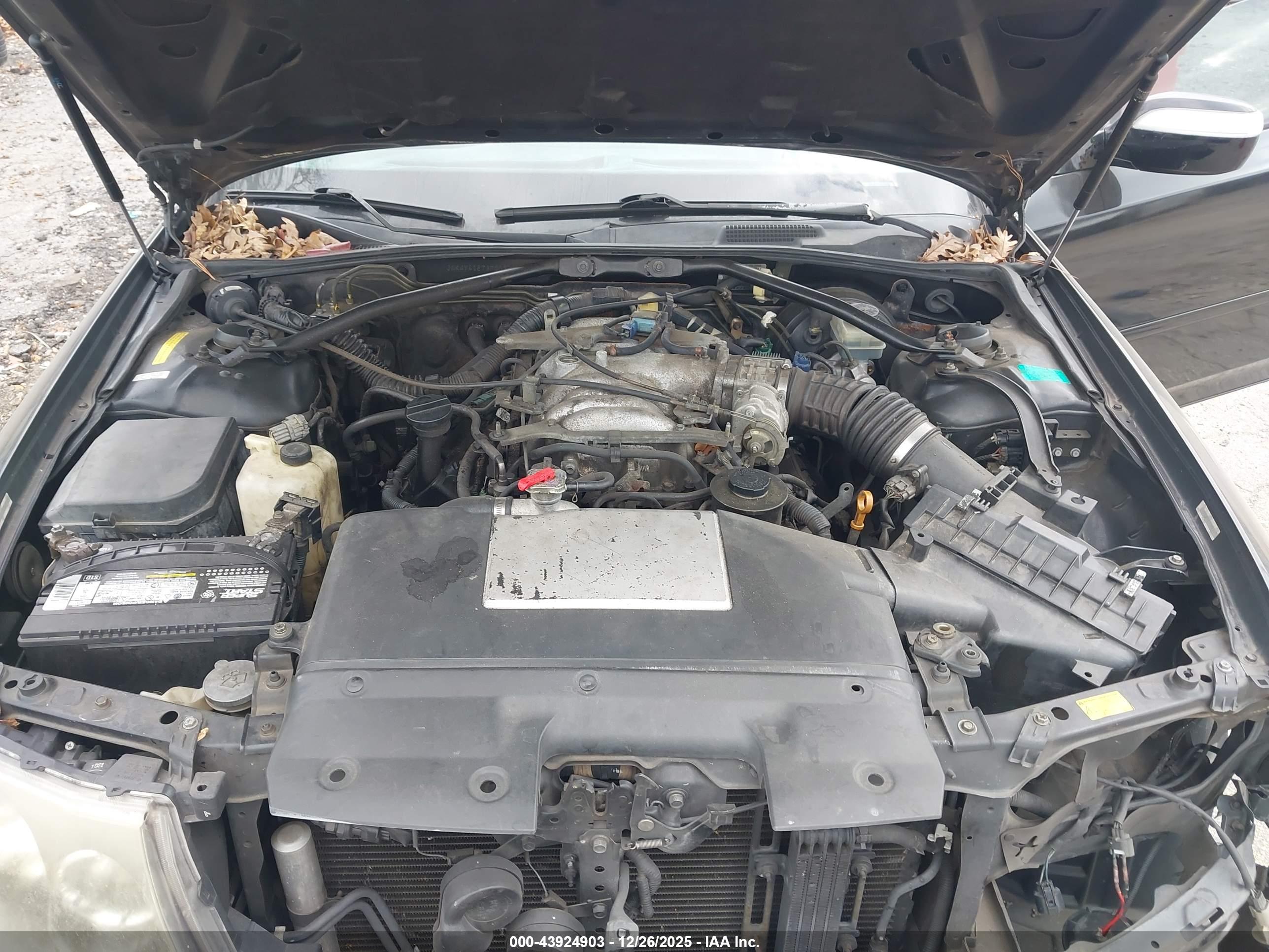 INFINITI M45 image 10