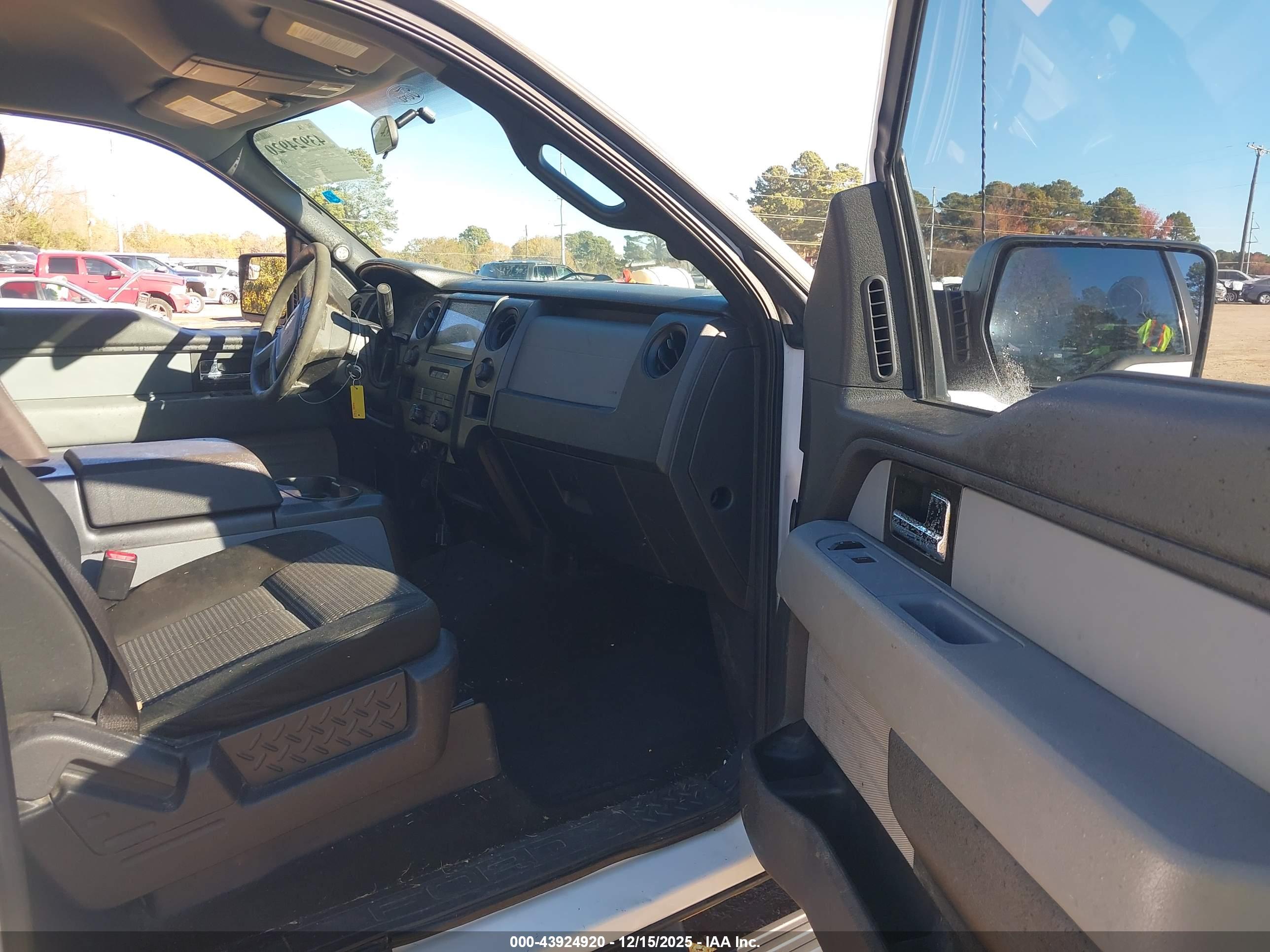 FORD F-150 image 5