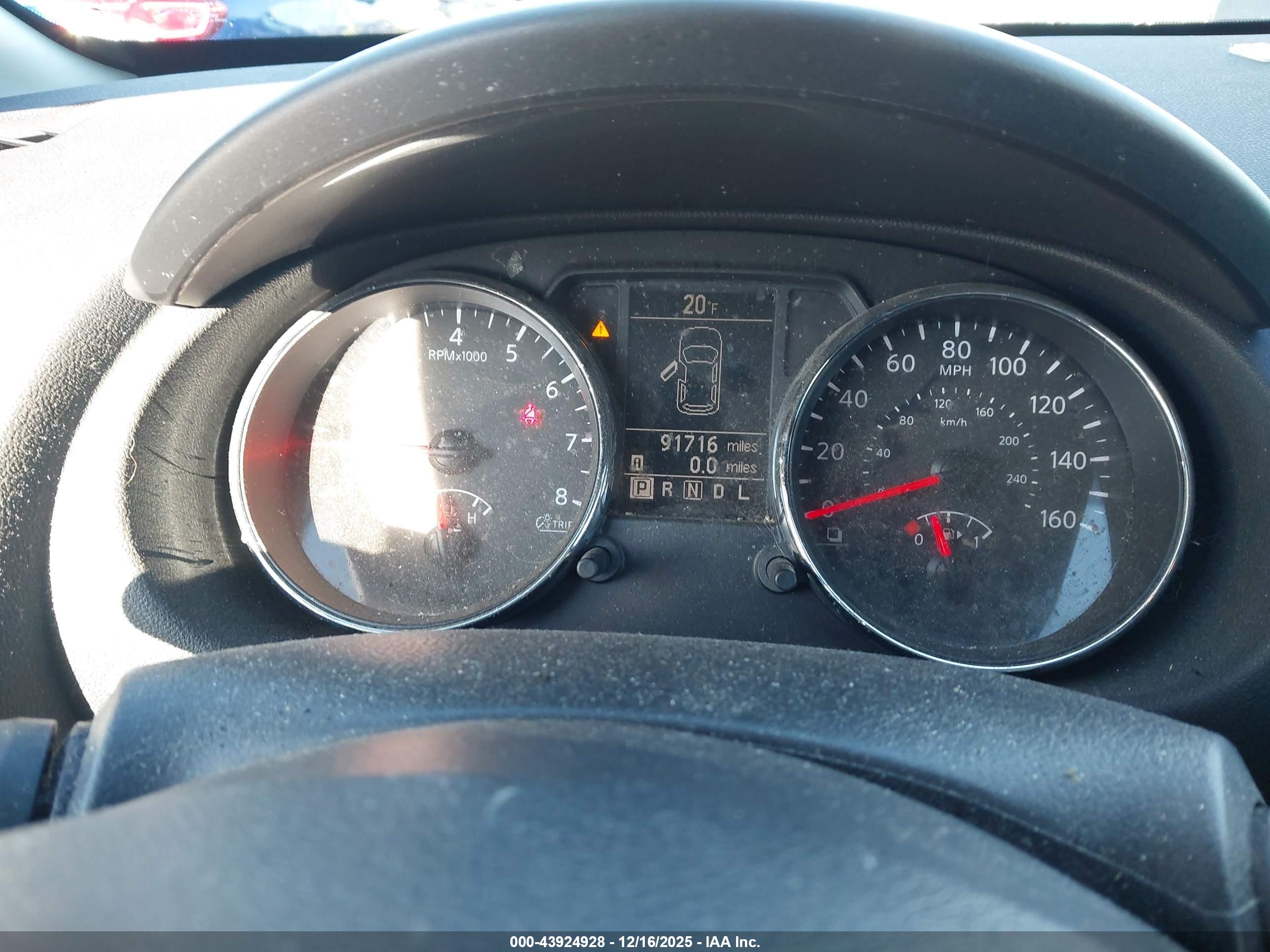 NISSAN ROGUE image 7