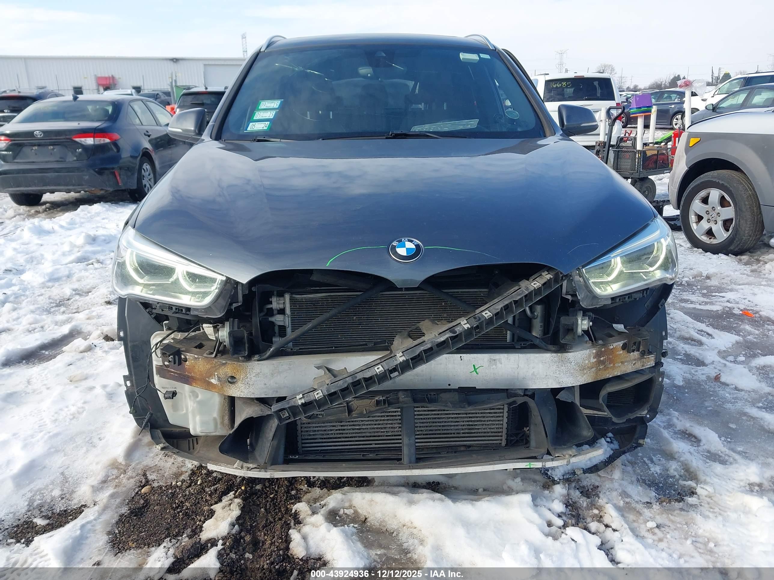 BMW X1 image 6