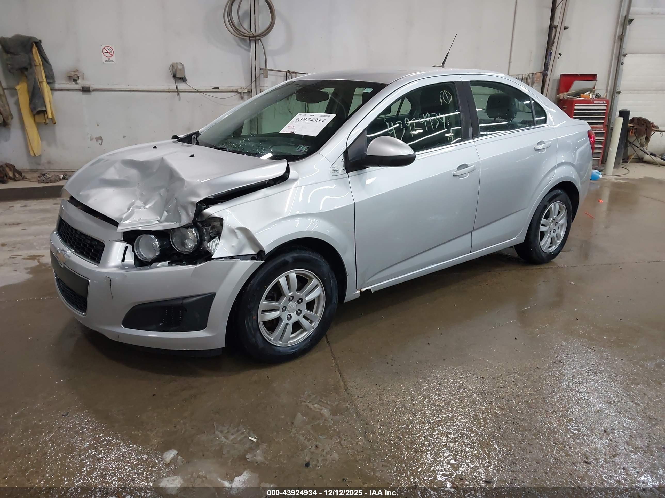 CHEVROLET SONIC image 2