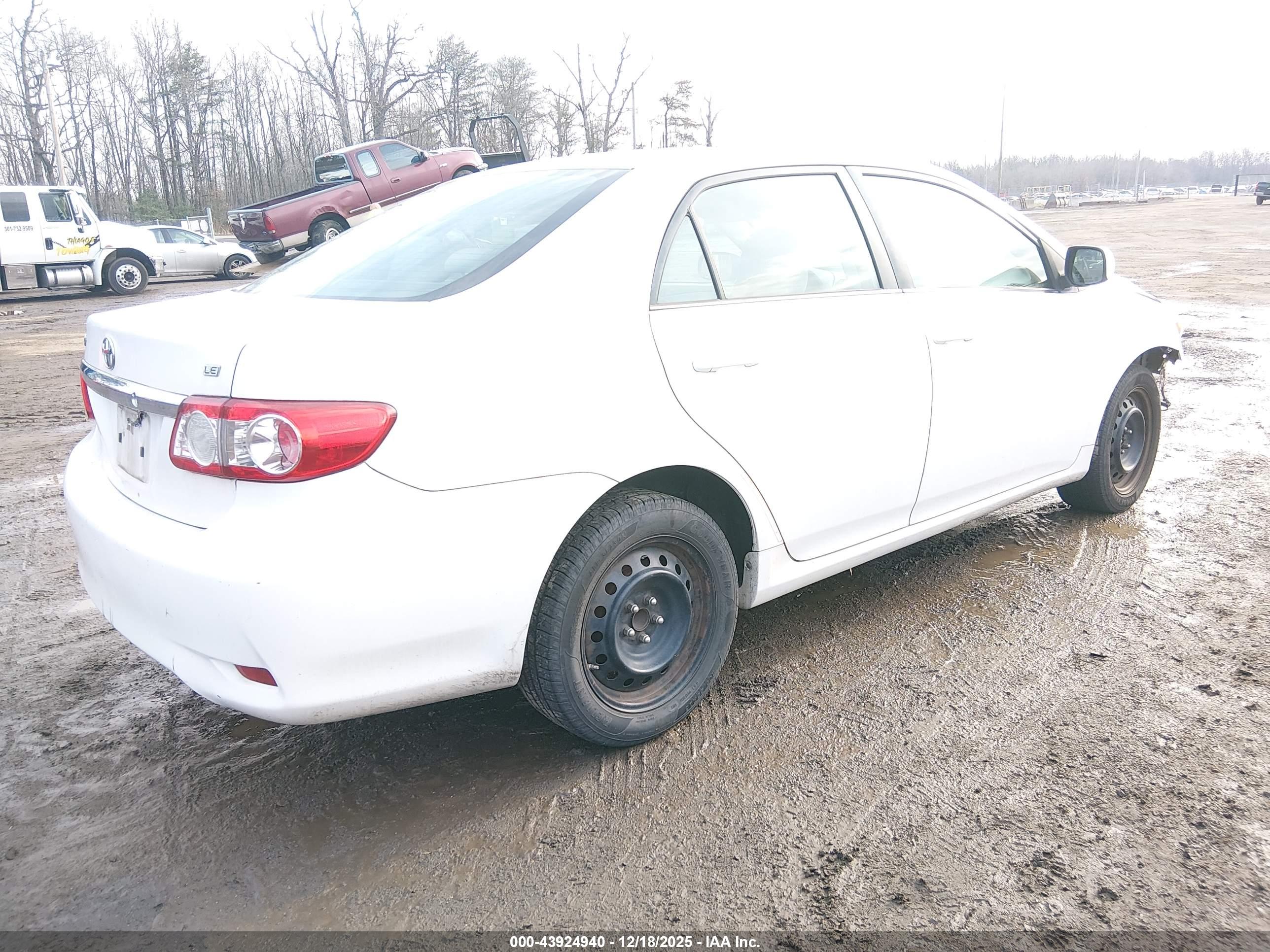 TOYOTA COROLLA image 4