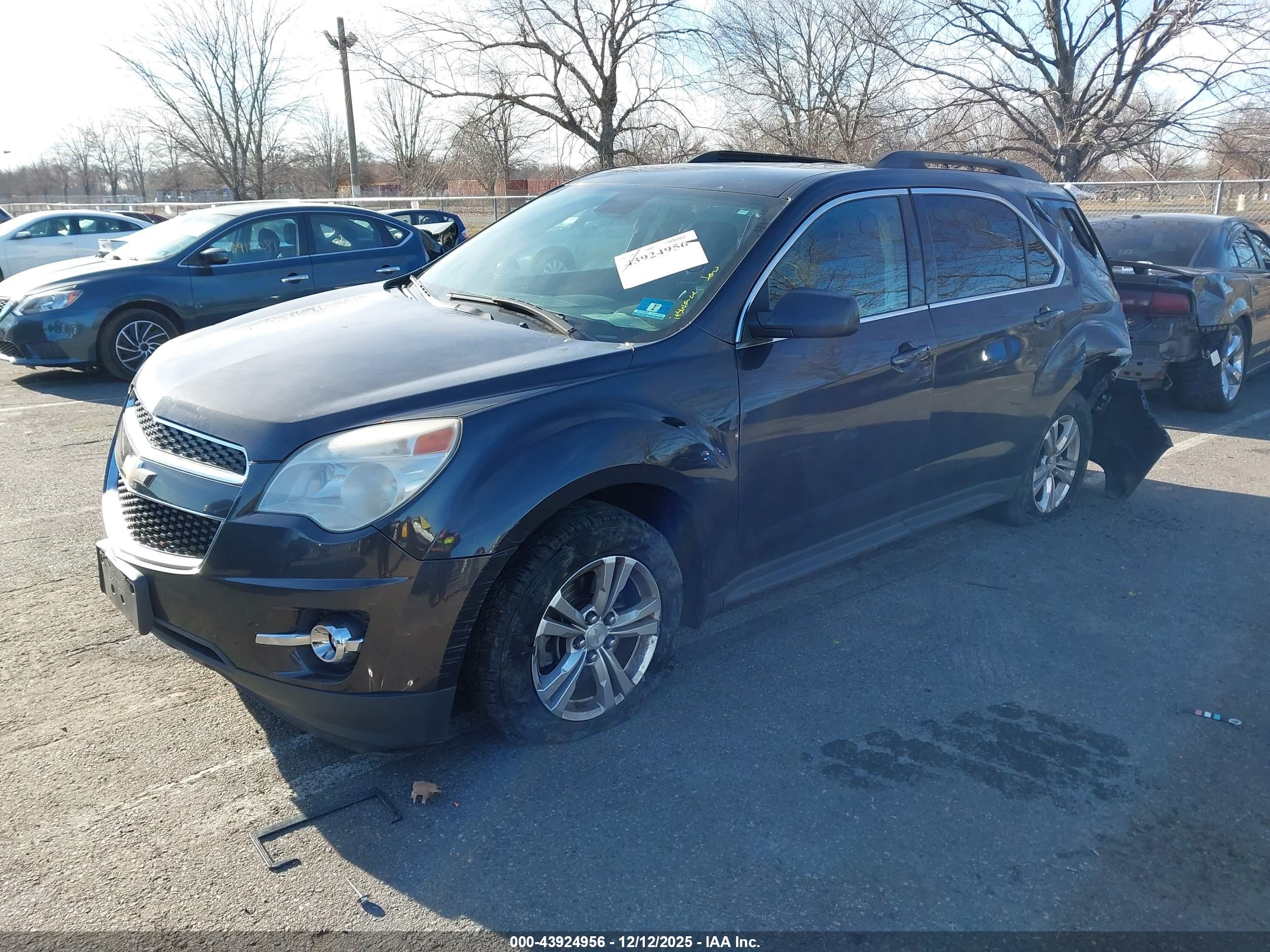 CHEVROLET EQUINOX image 2