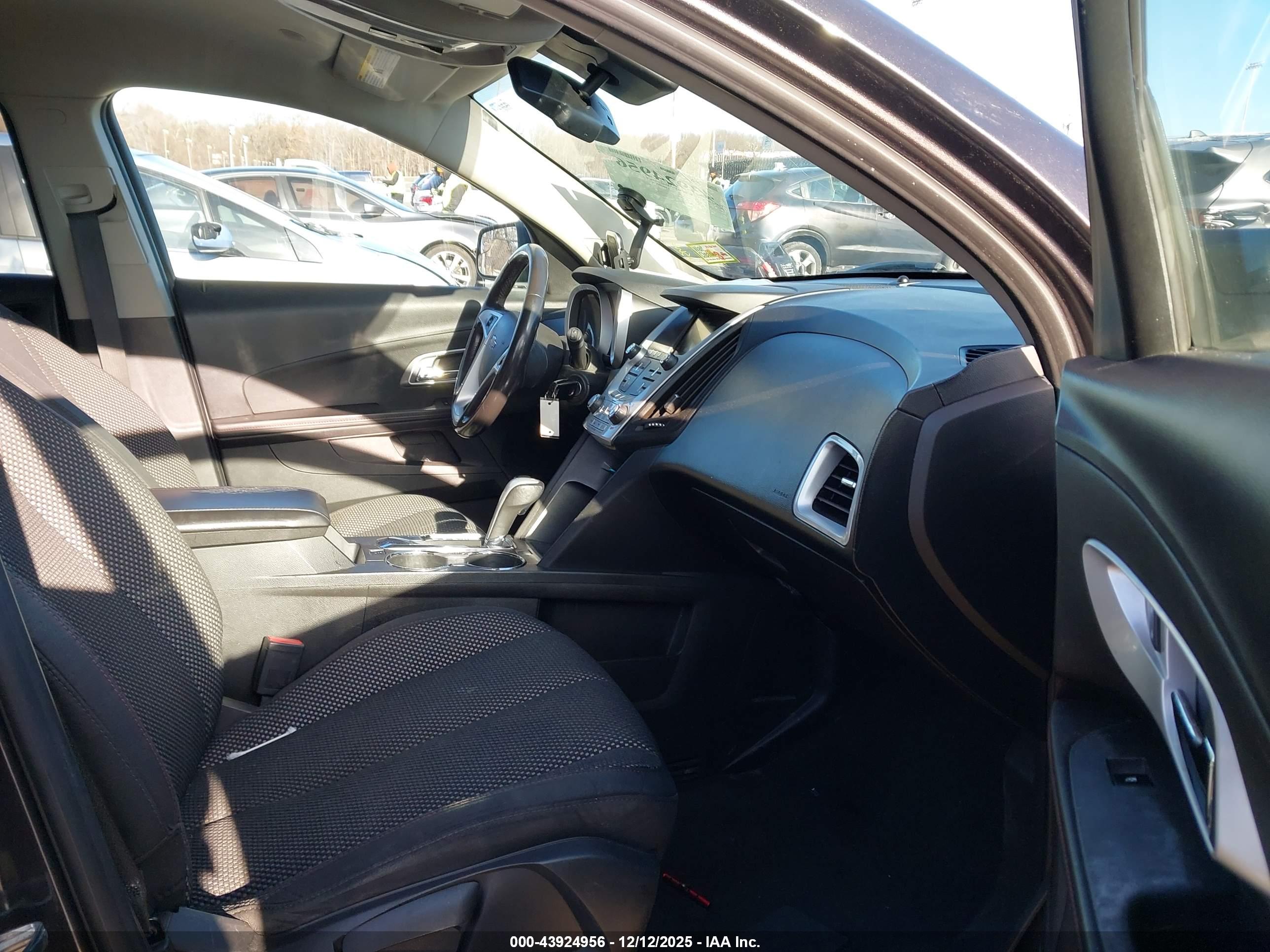 CHEVROLET EQUINOX image 5