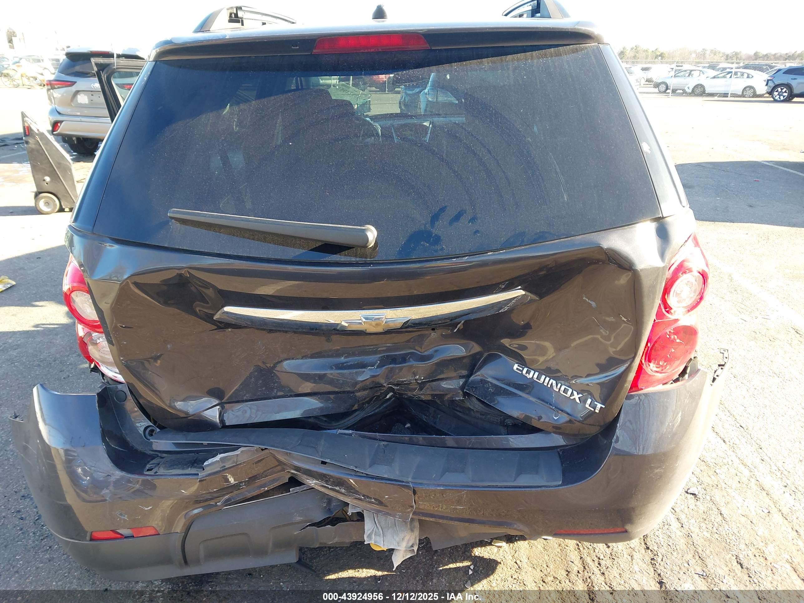 CHEVROLET EQUINOX image 6