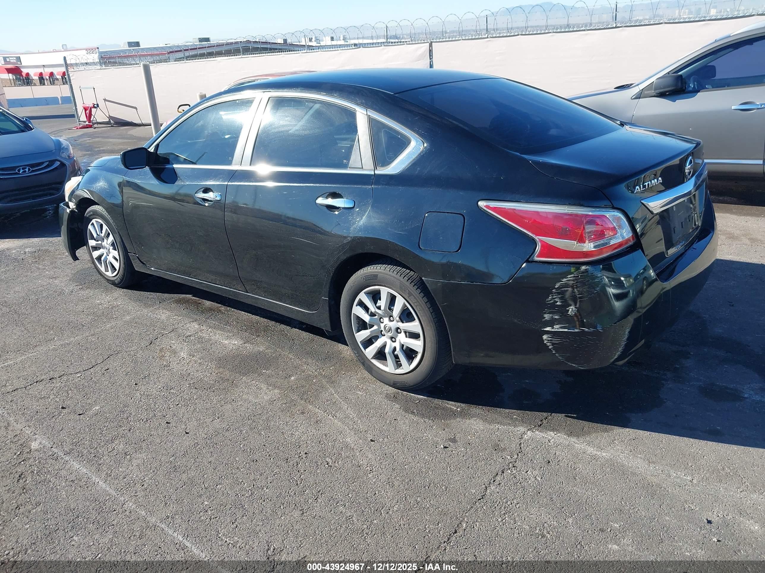NISSAN ALTIMA image 3