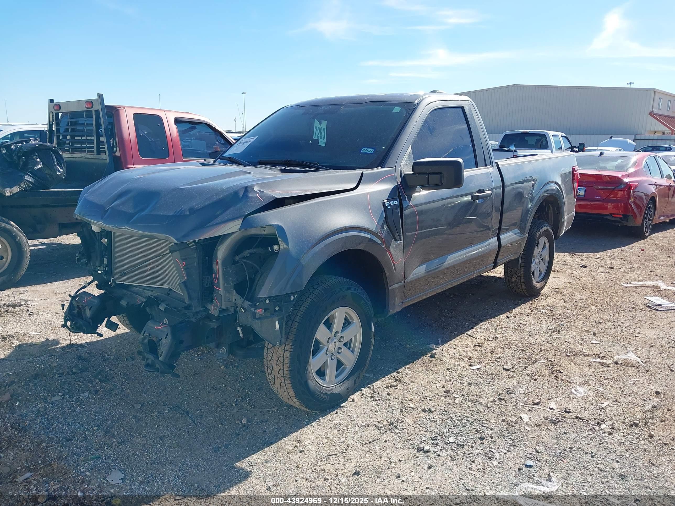 FORD F-150 image 2