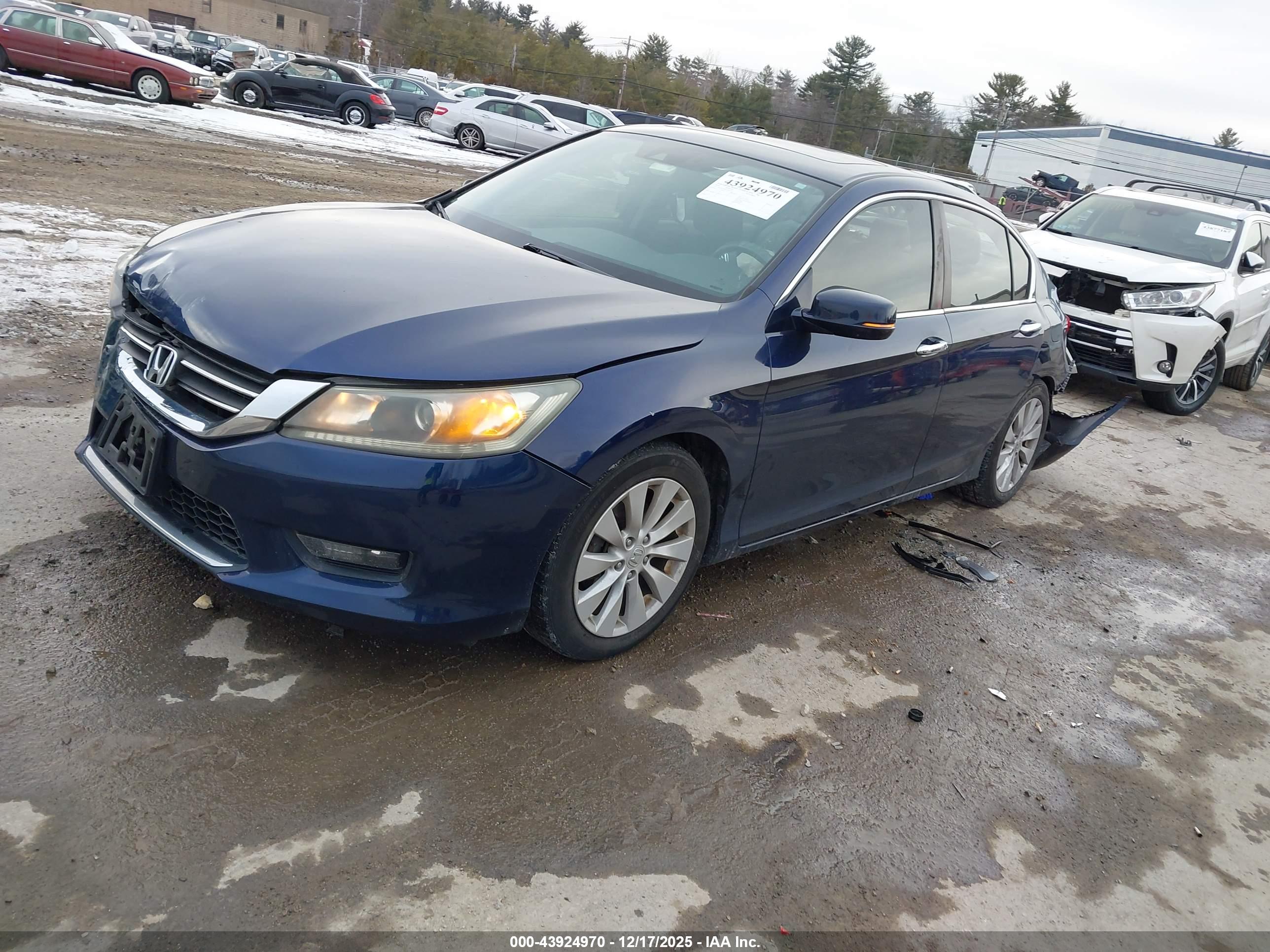 HONDA ACCORD image 2