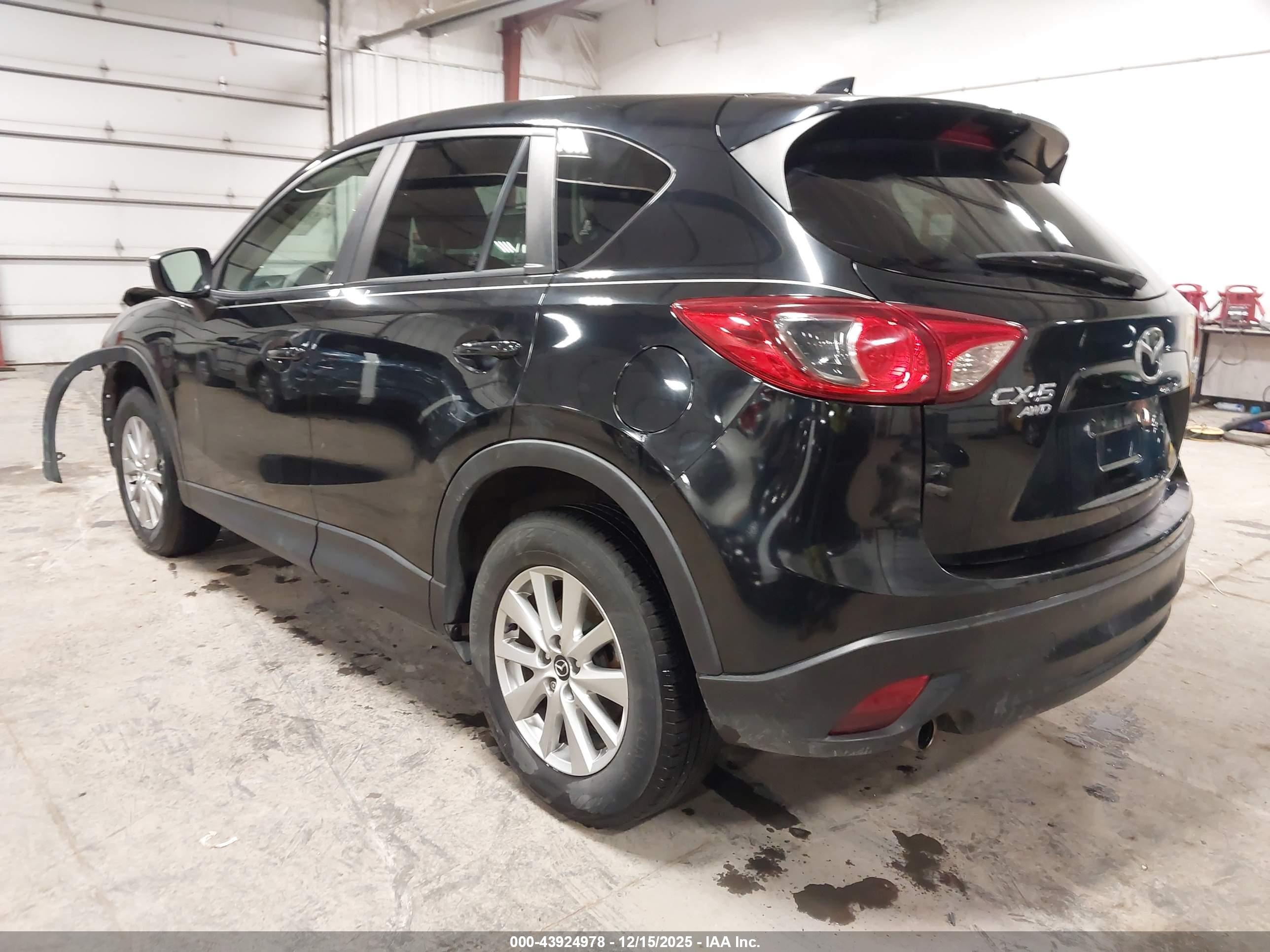 MAZDA CX-5 image 3