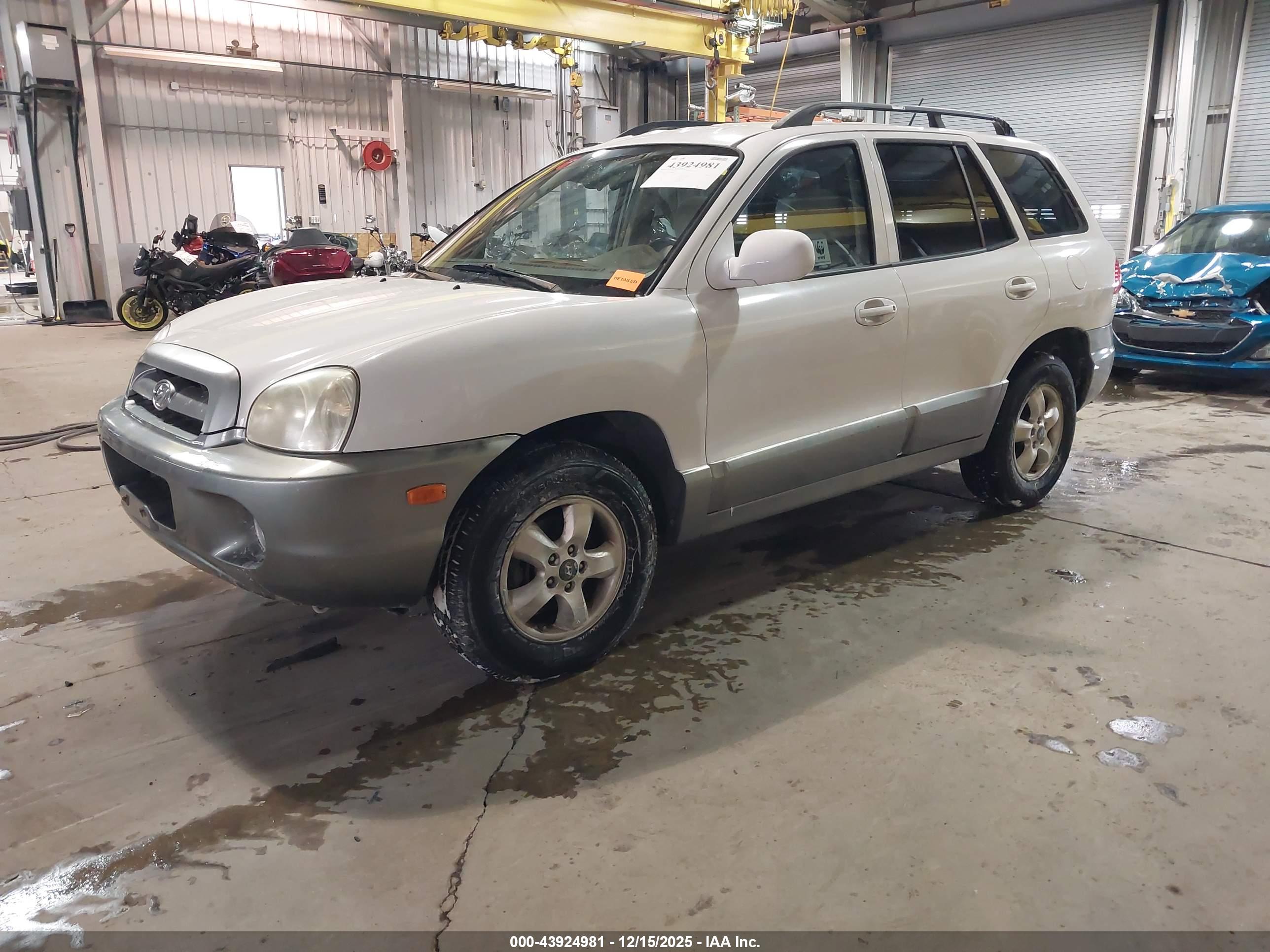 HYUNDAI SANTA image 2