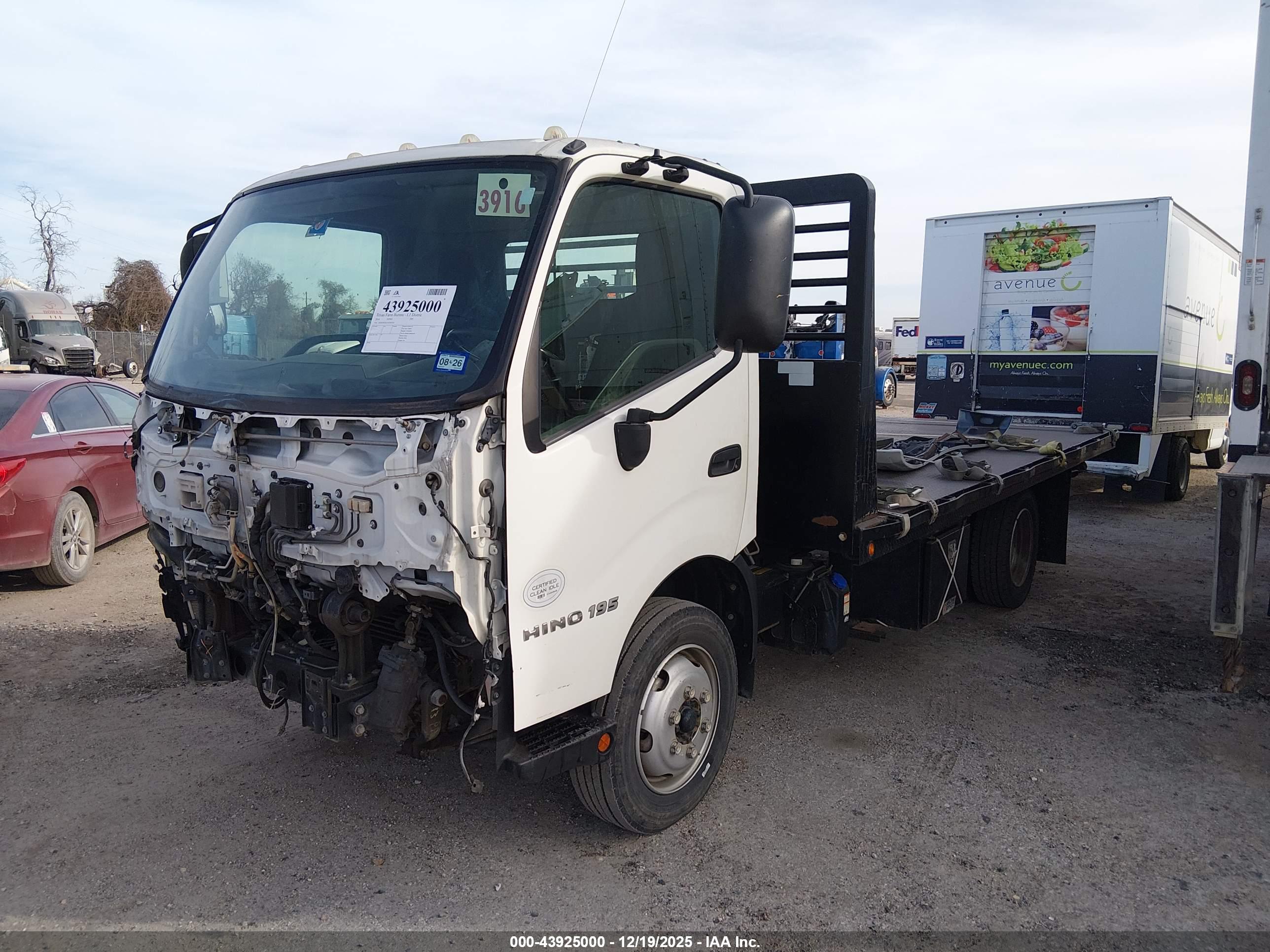 HINO 195 image 2