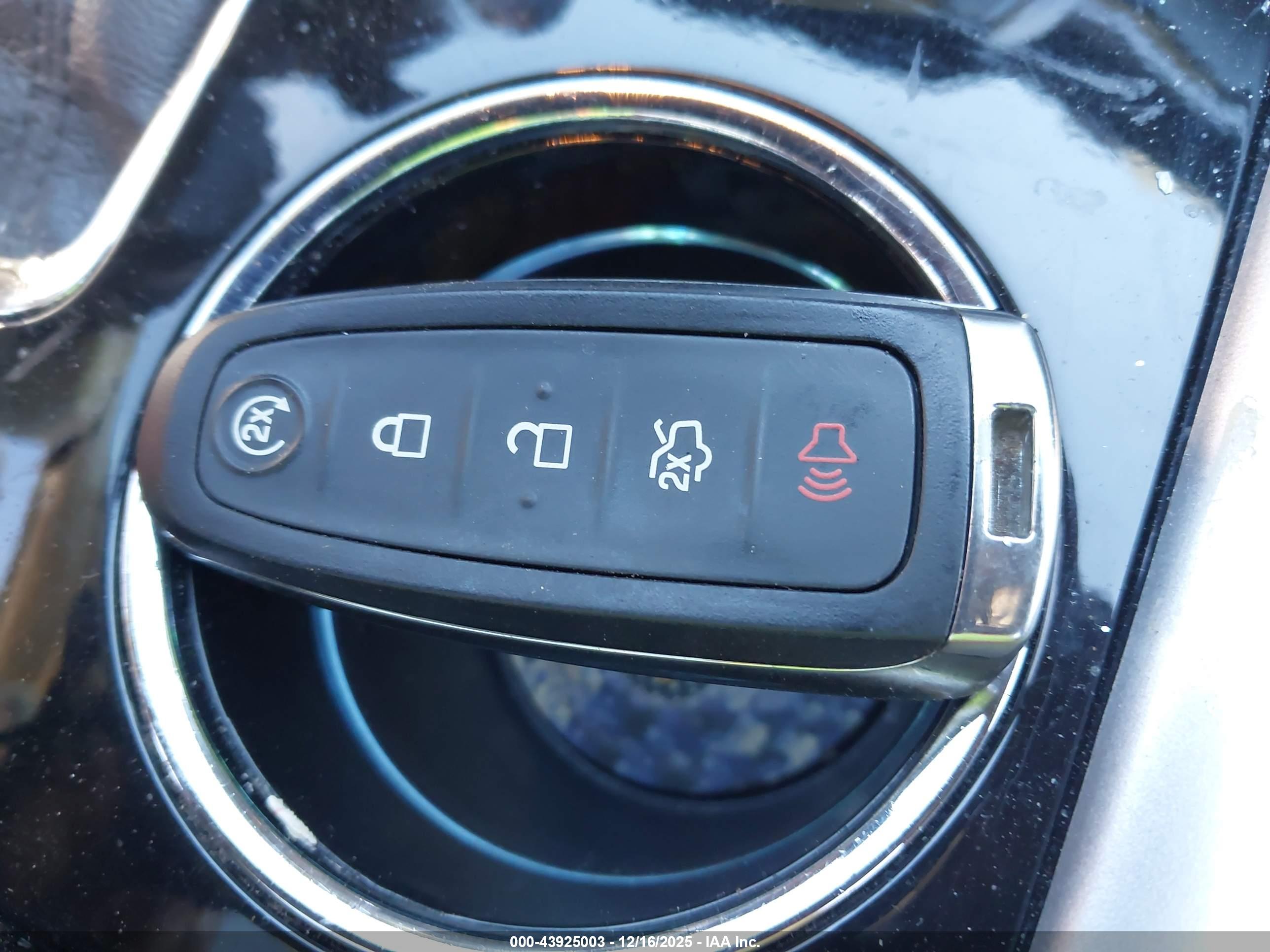 FORD EDGE image 11