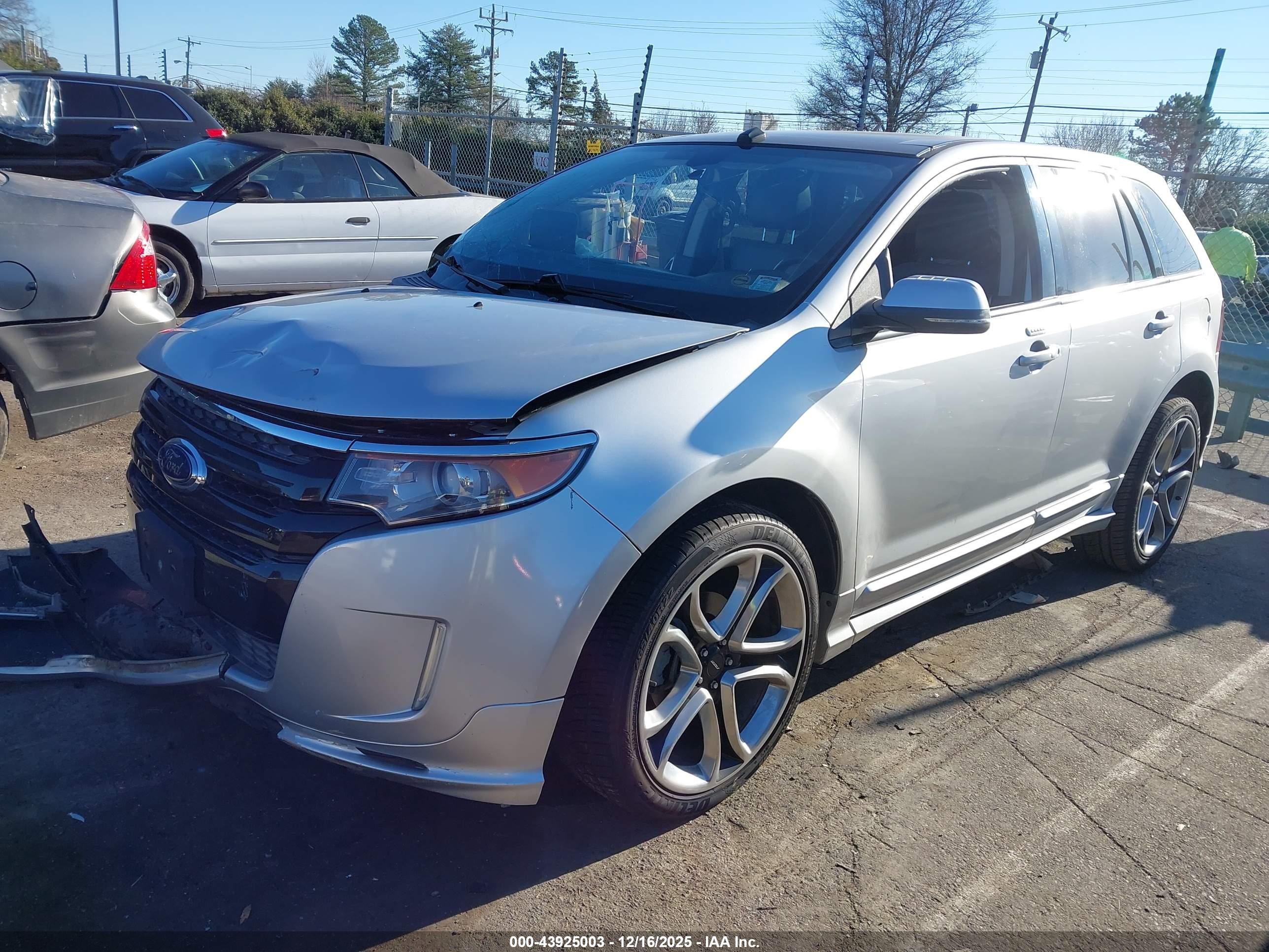 FORD EDGE image 2
