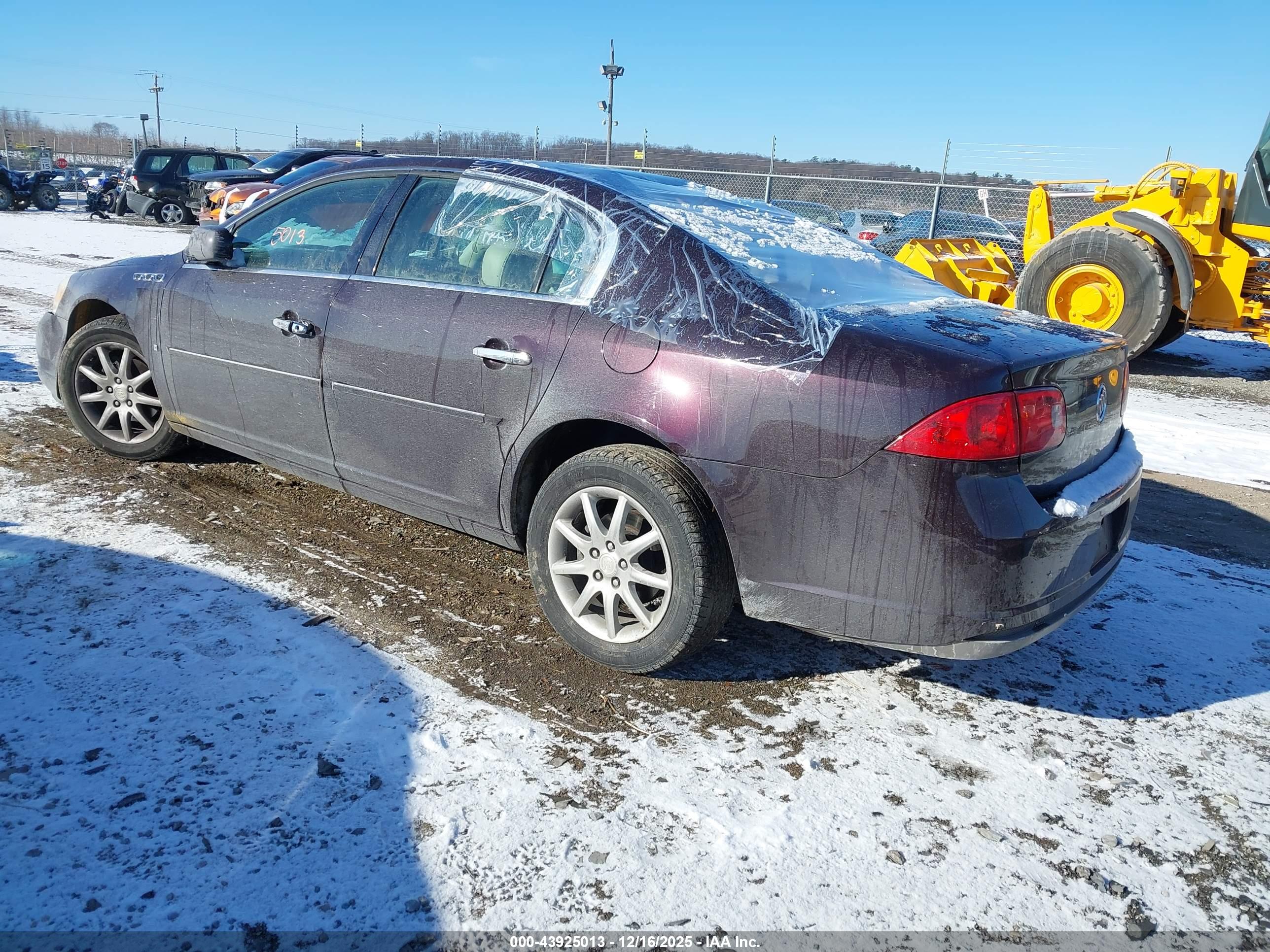 BUICK LUCERNE image 3