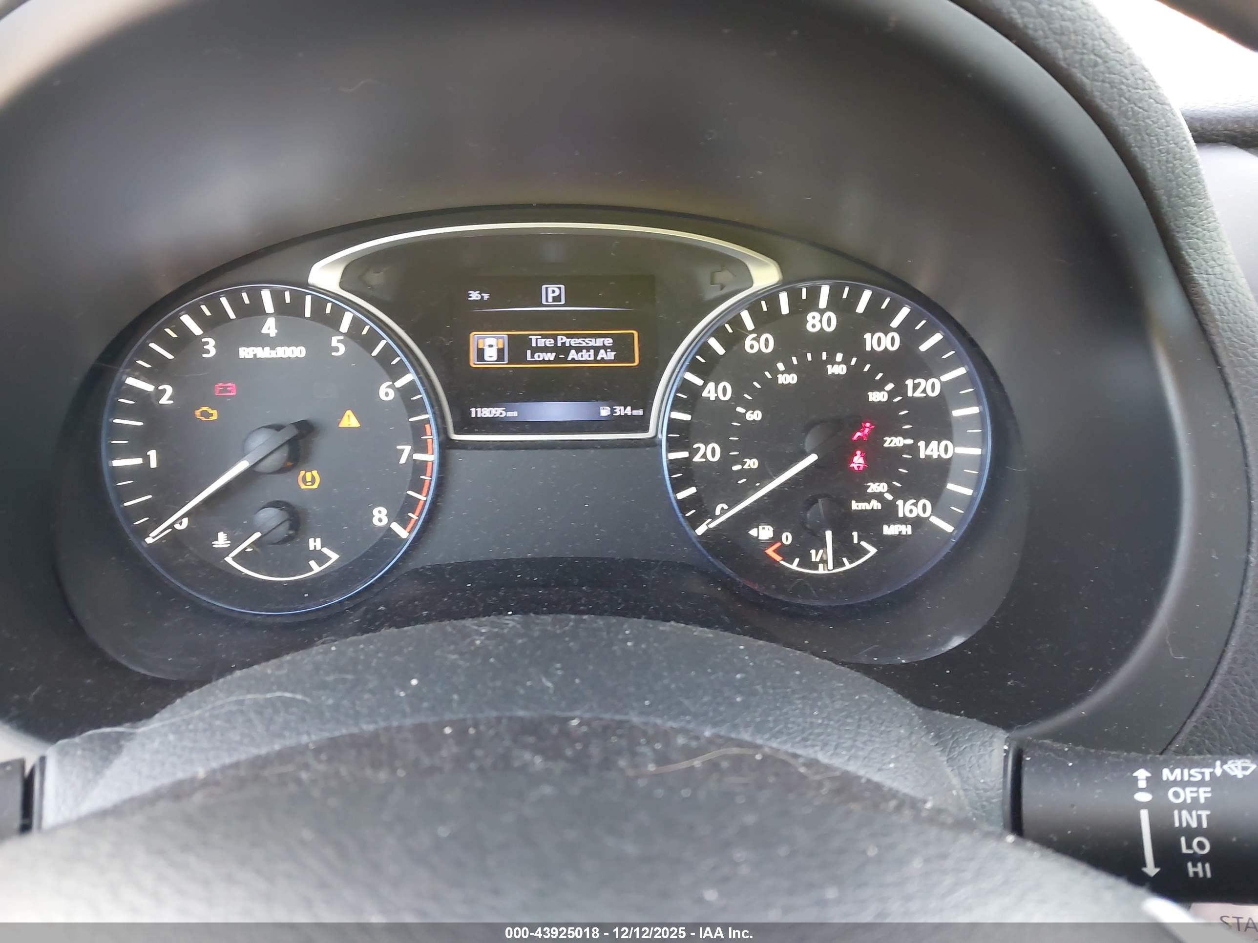 NISSAN ALTIMA image 7