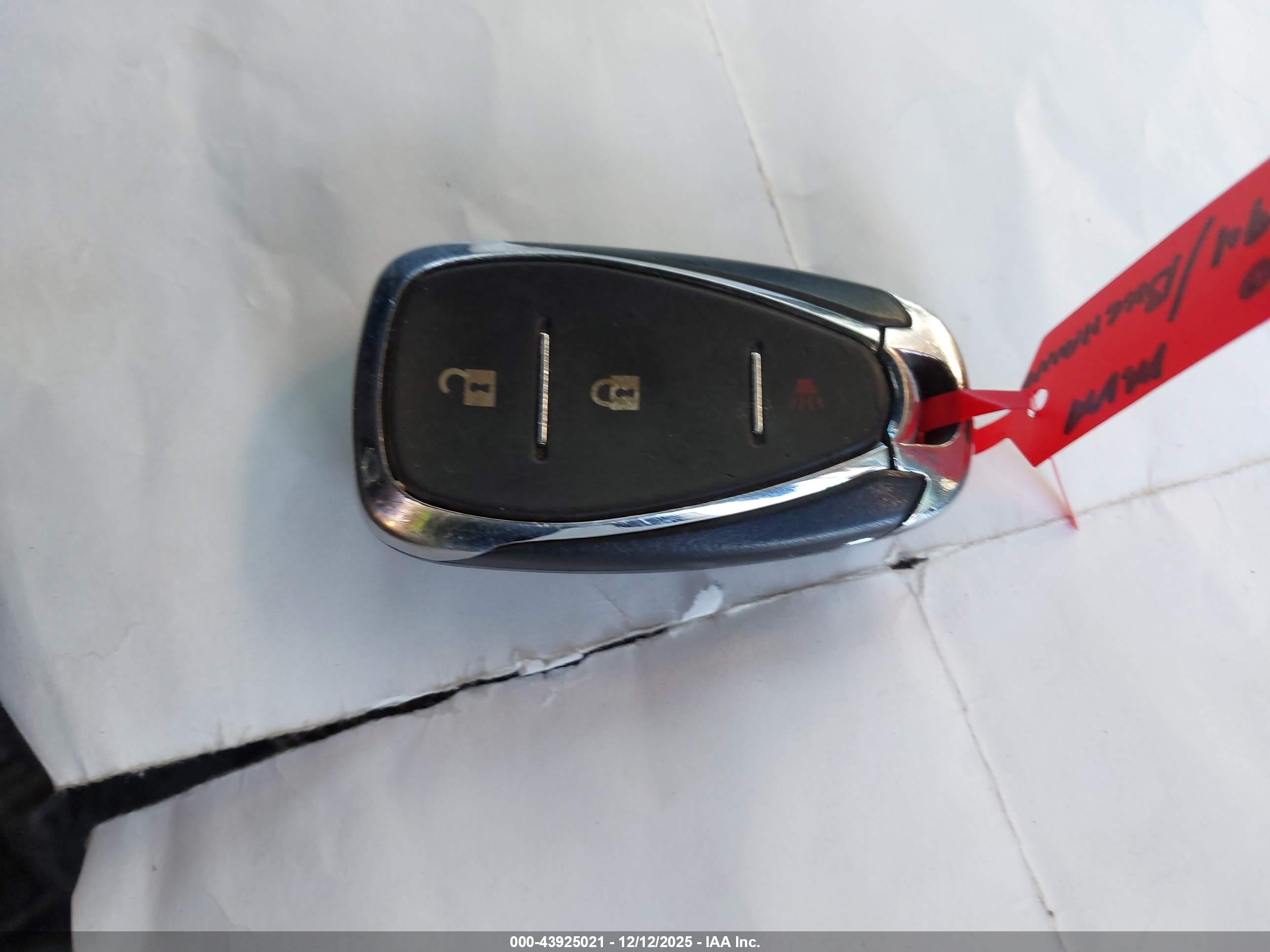 CHEVROLET TRAVERSE image 11