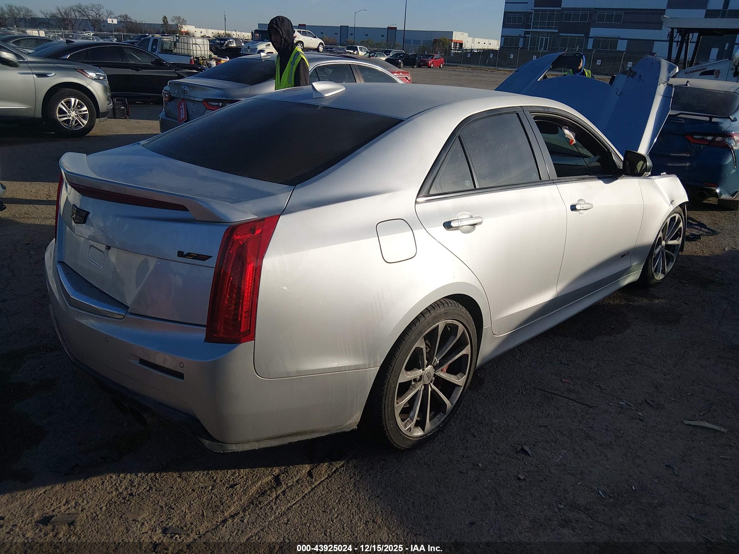 CADILLAC ATS-V image 4