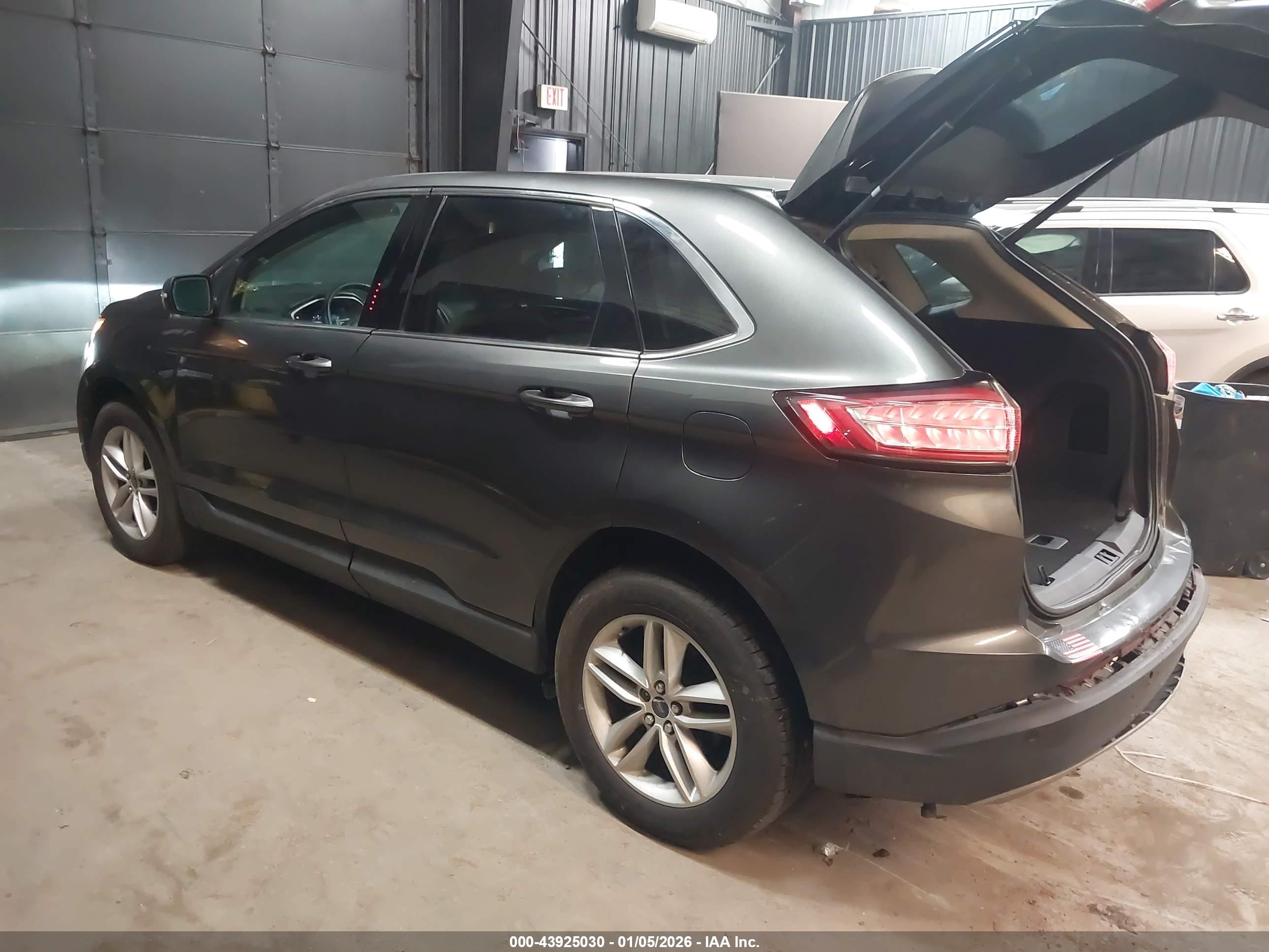 FORD EDGE image 3