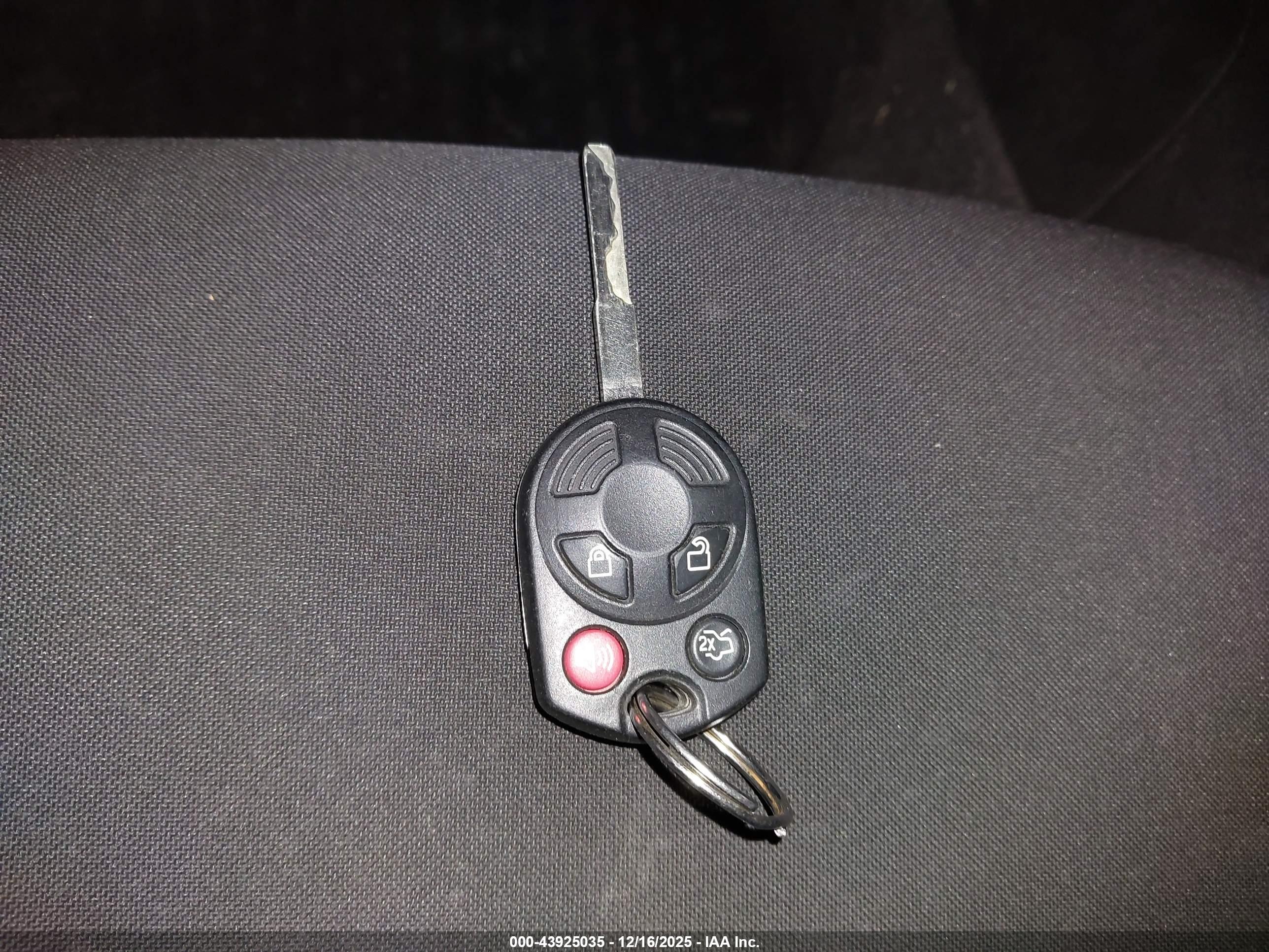 FORD FOCUS image 11