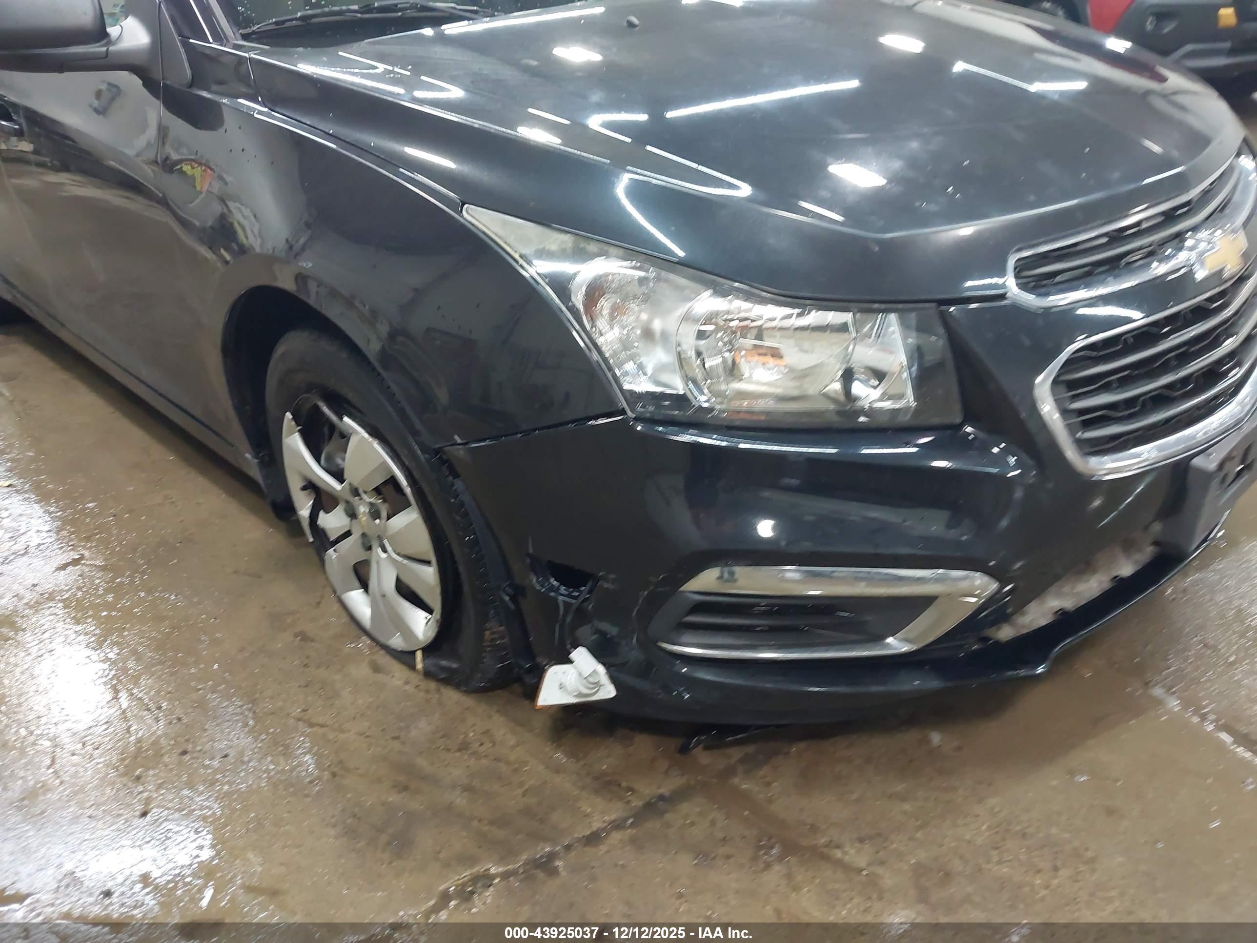 CHEVROLET CRUZE image 6