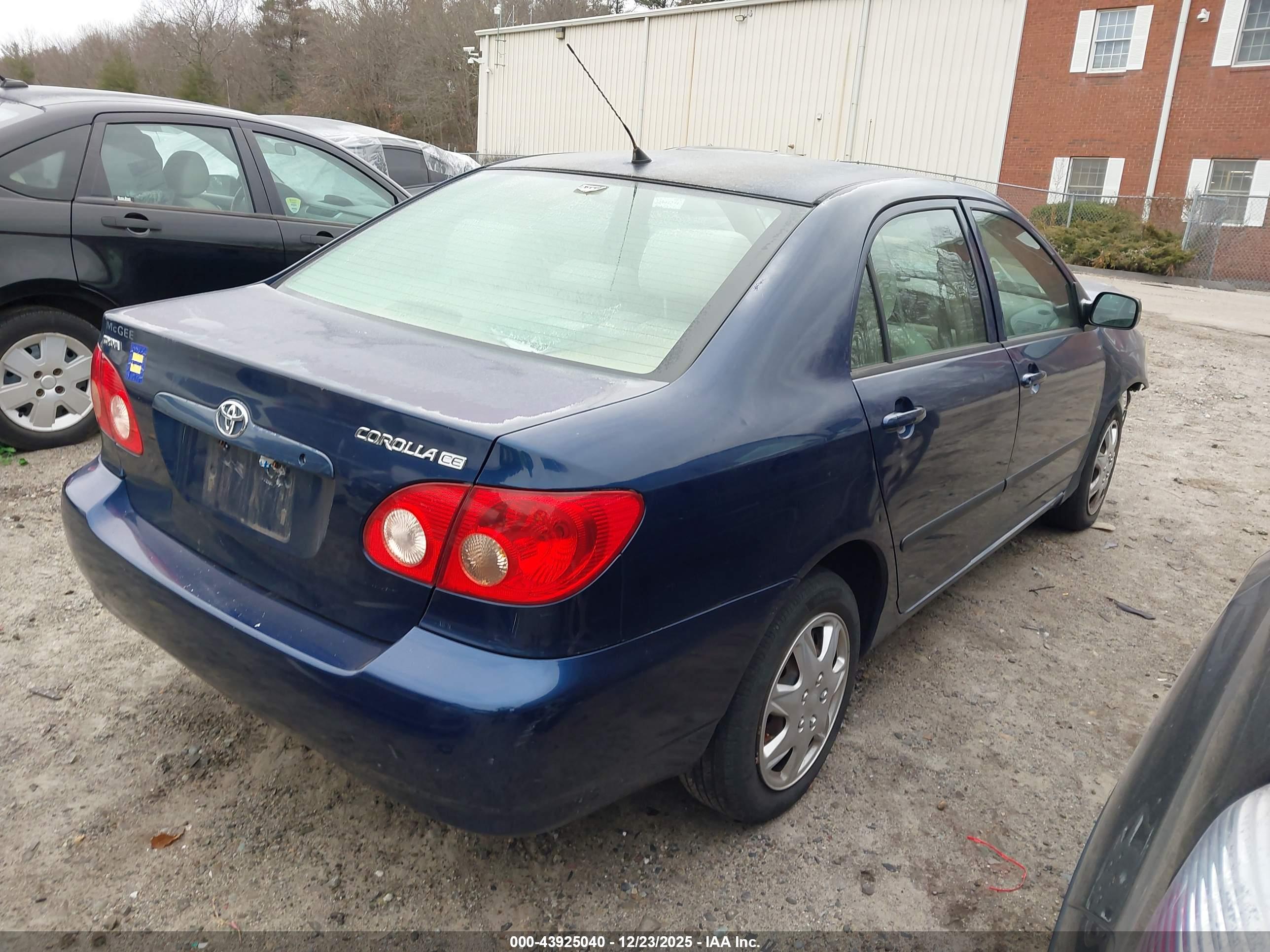 TOYOTA COROLLA image 4