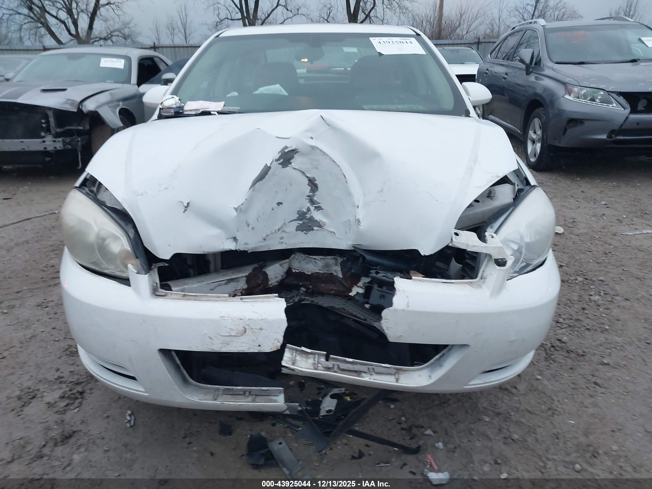 CHEVROLET IMPALA image 6