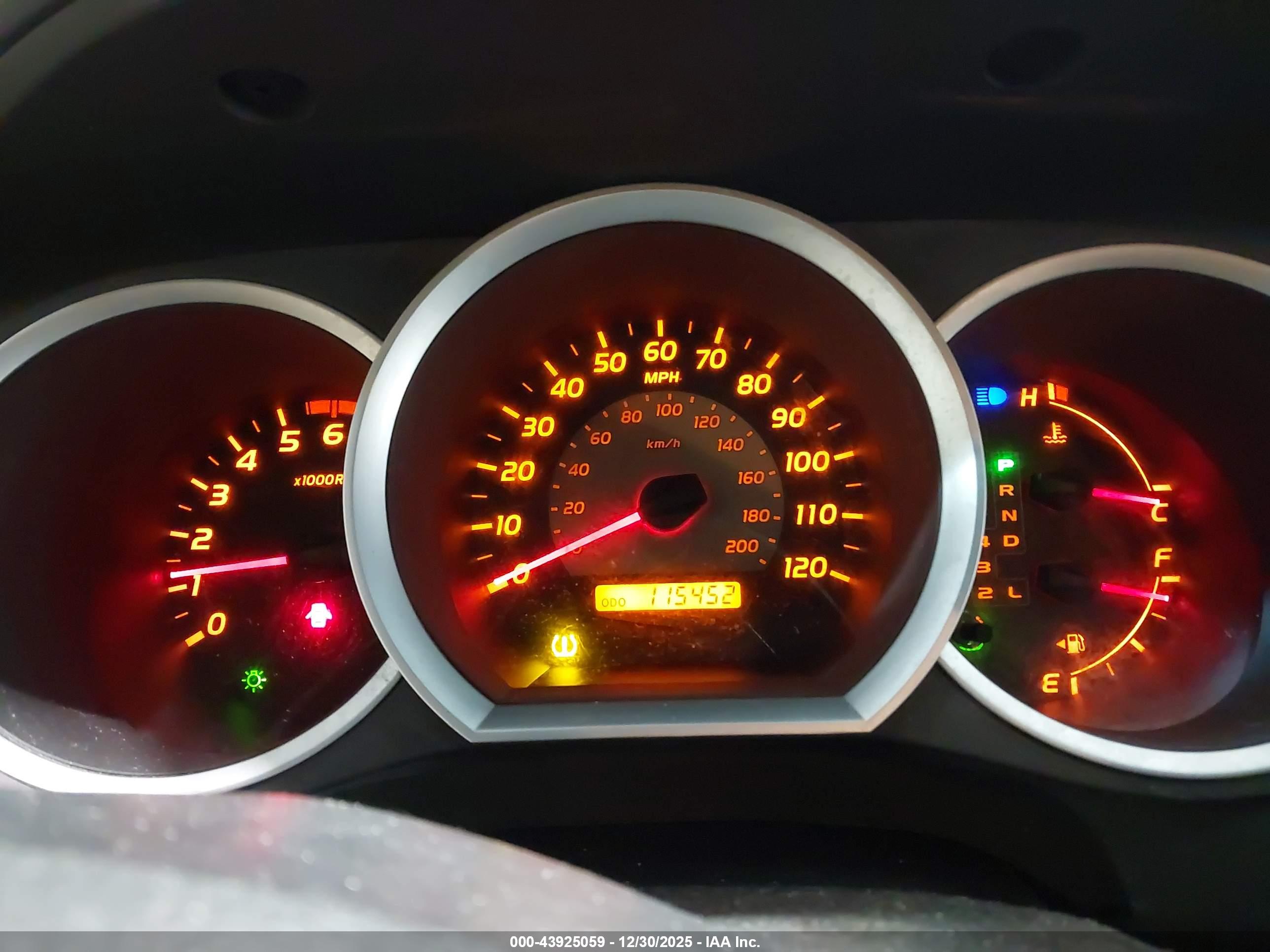 TOYOTA TACOMA image 7