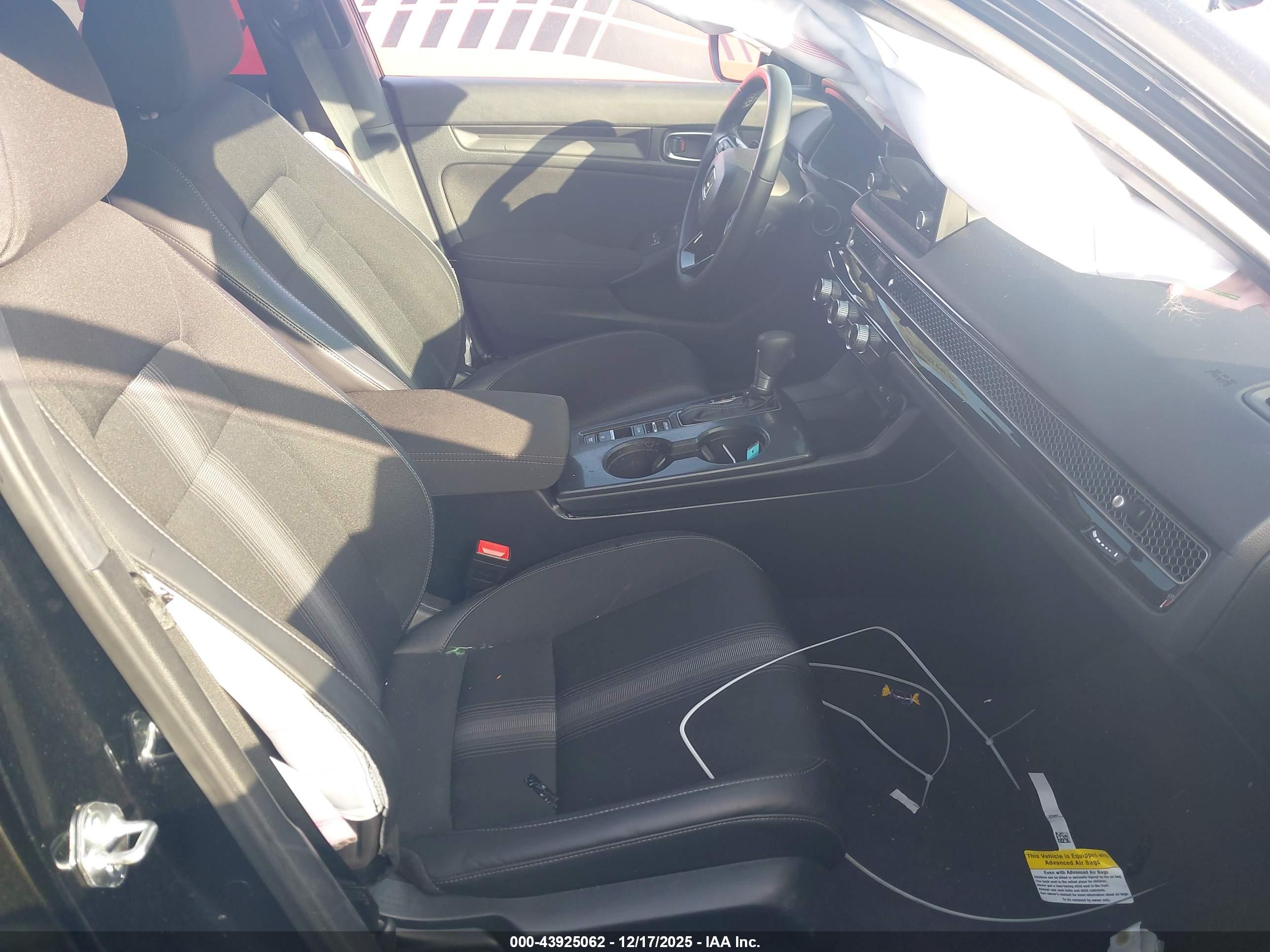HONDA CIVIC image 5