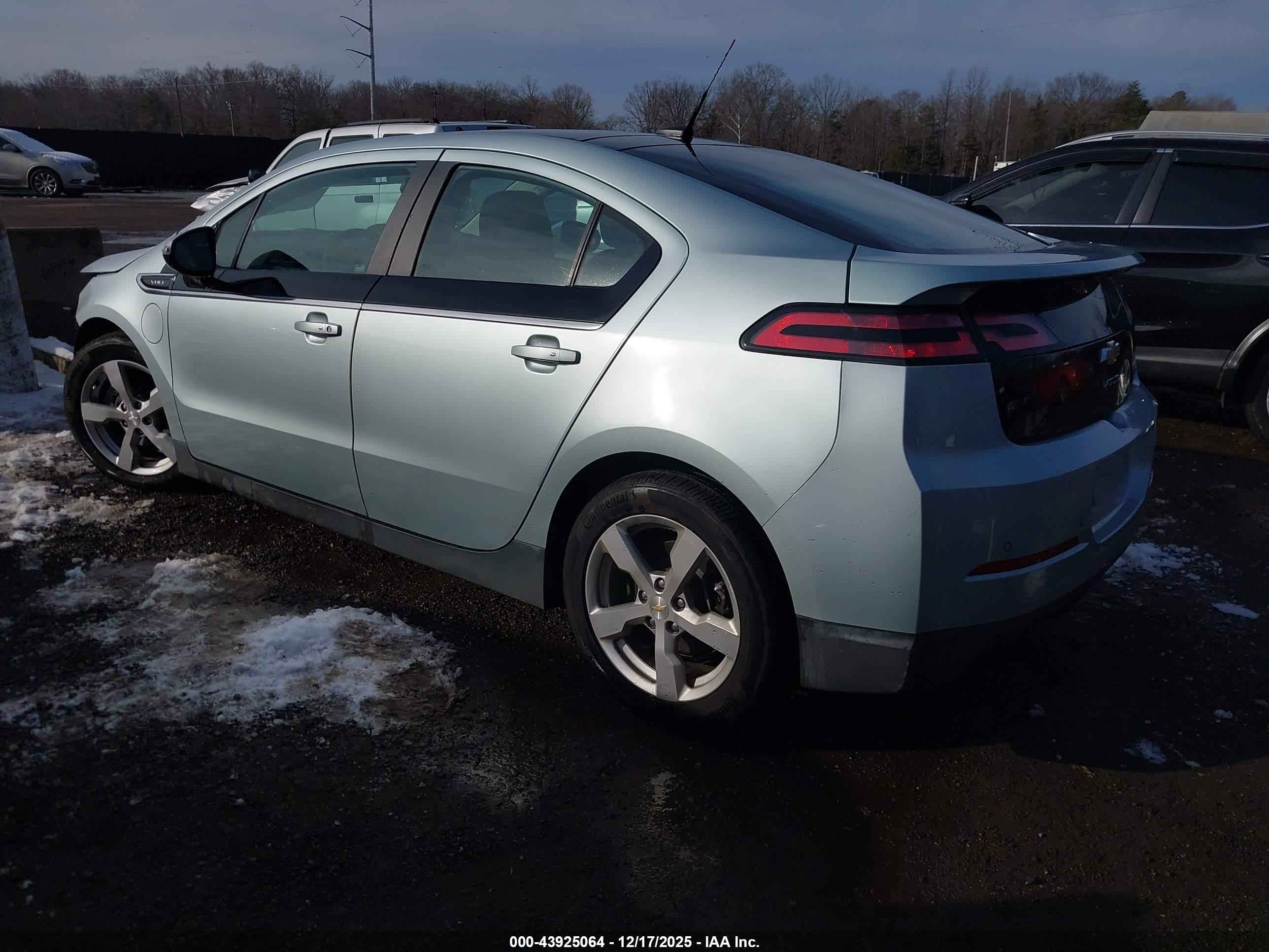 CHEVROLET VOLT image 3