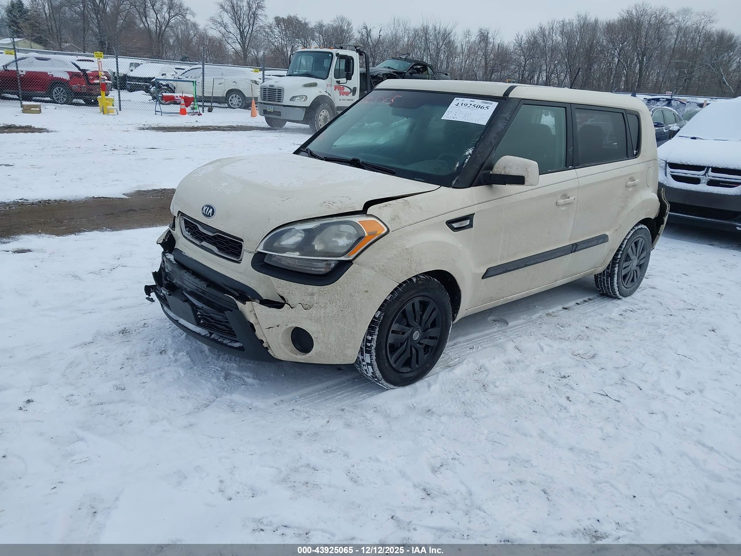 KIA SOUL image 2