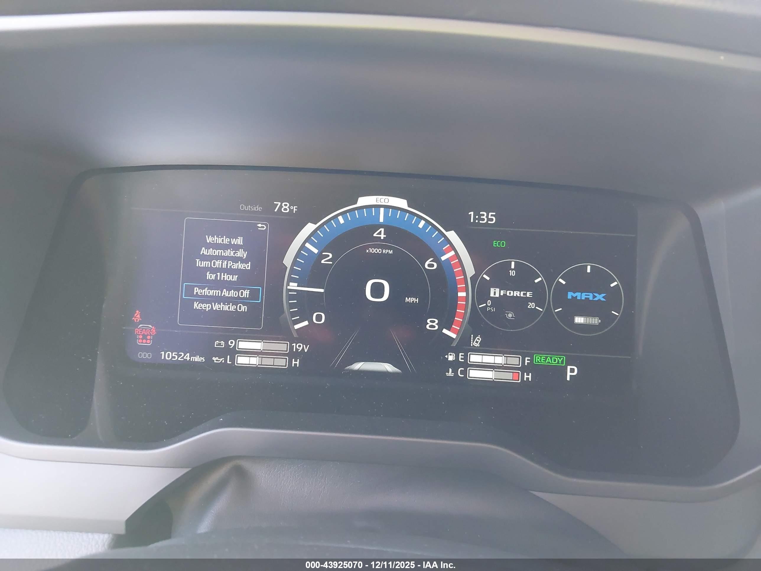 TOYOTA SEQUOIA image 7